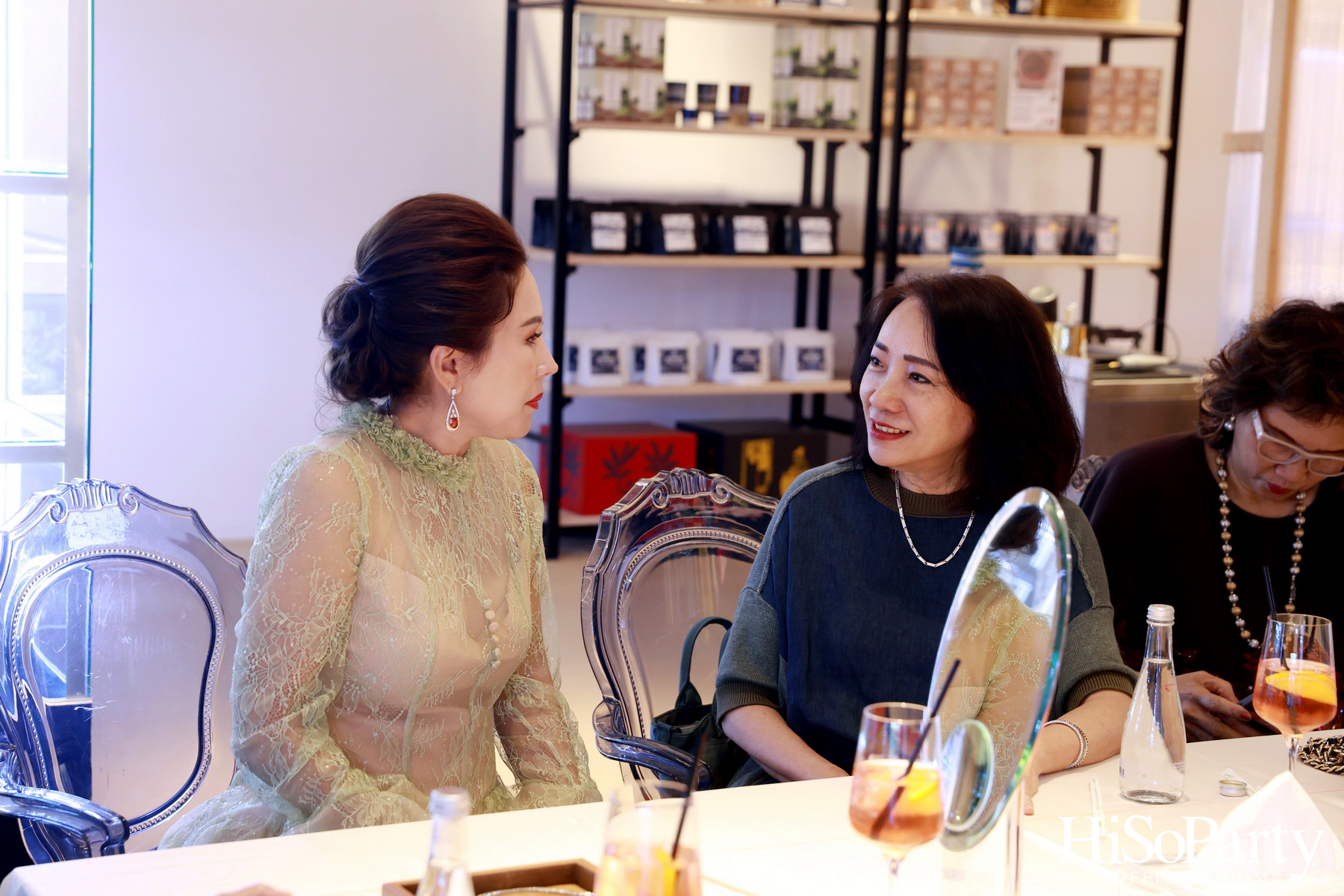 HiSoParty เชิญแขกคนพิเศษร่วมสัมผัส 'THE ULTIMATE LUXURY EXPERIENCE' โดย BEAUTY GEMS x BENTLEY BANGKOK