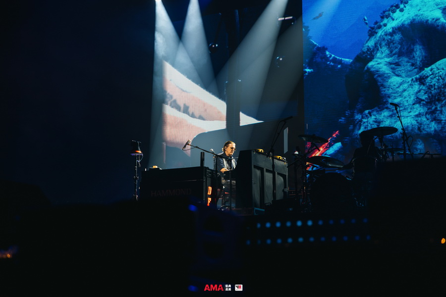 ชาวร็อกรวมพลังแน่นธันเดอร์โดม รับตำนาน Guns N' Roses กลับมาเขย่าประเทศไทยอีกครั้งใน Guns N' Roses 2025 World Tour – Bangkok