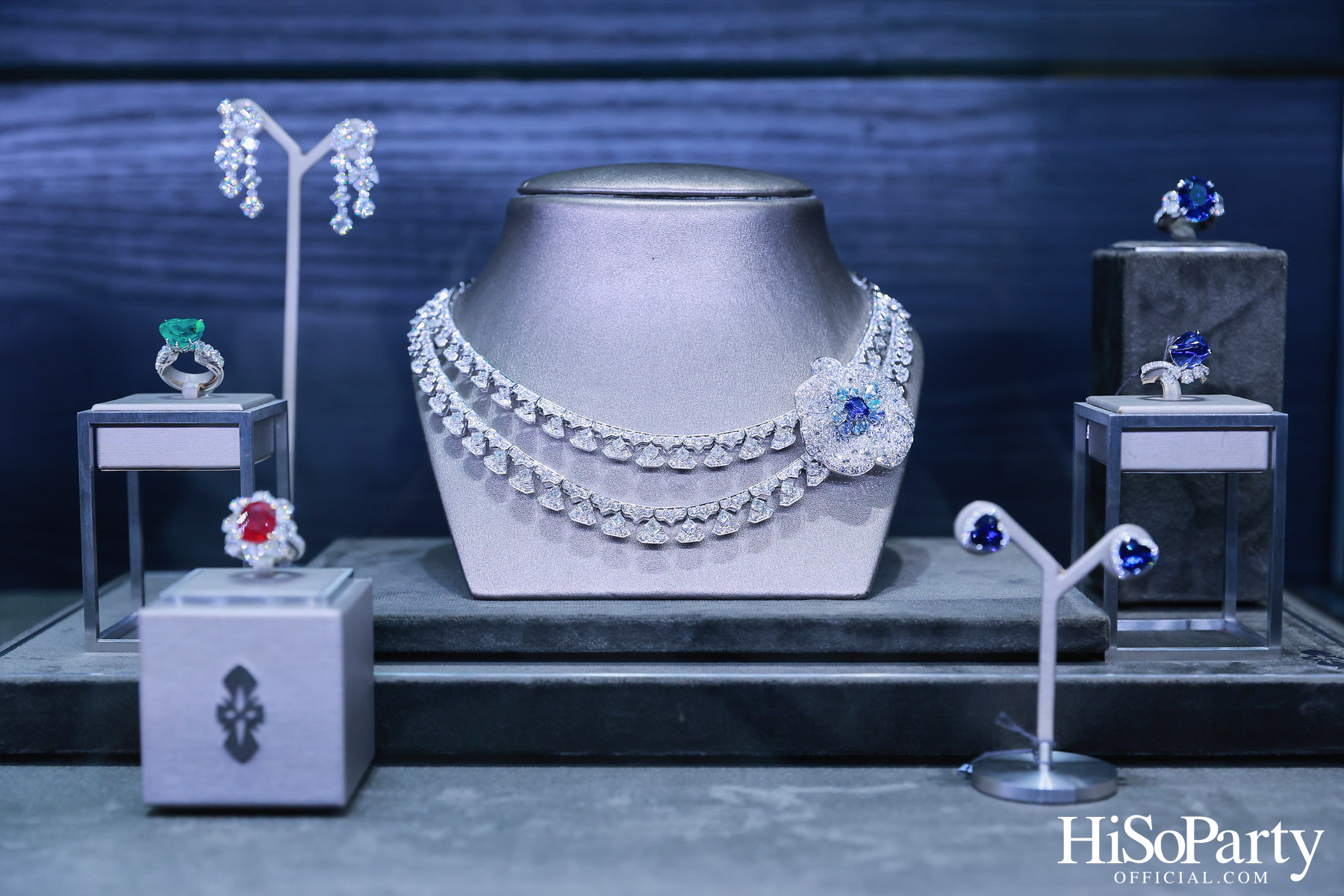 GEMS PAVILION เปิดตัวคอลเลกชัน ‘THE LINÉA’ ที่ร้อยเรียงความงาม ผ่านทุกจังหวะของเส้นสาย