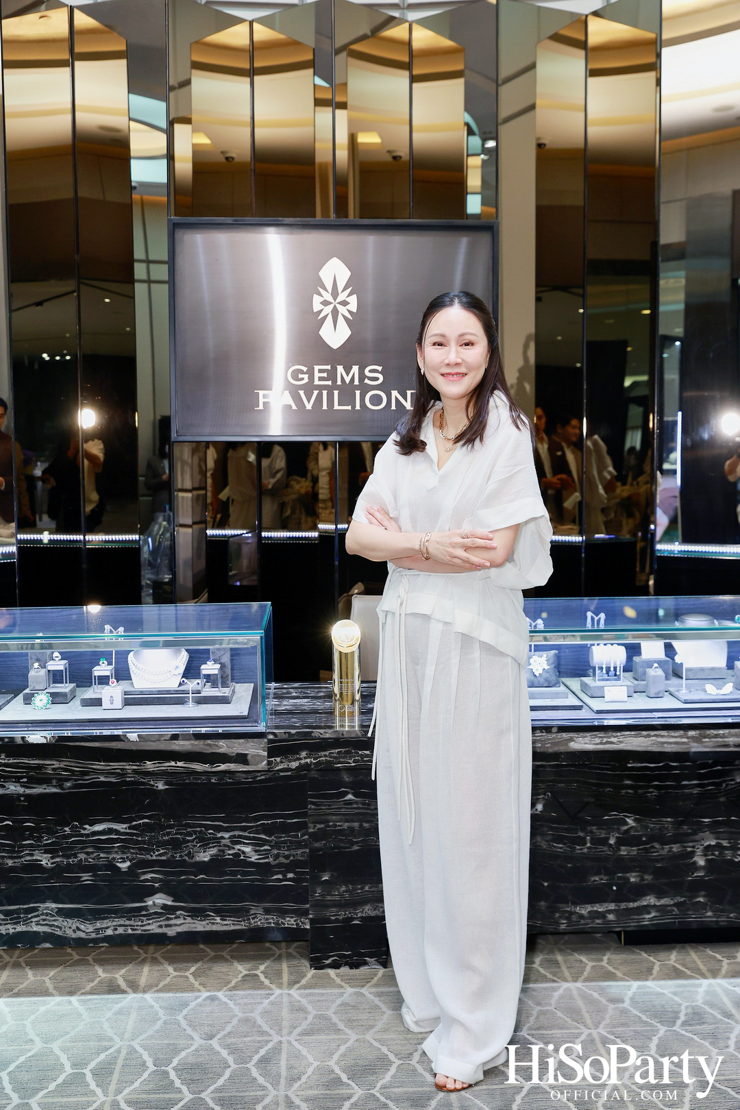 GEMS PAVILION เปิดตัวคอลเลกชัน ‘THE LINÉA’ ที่ร้อยเรียงความงาม ผ่านทุกจังหวะของเส้นสาย