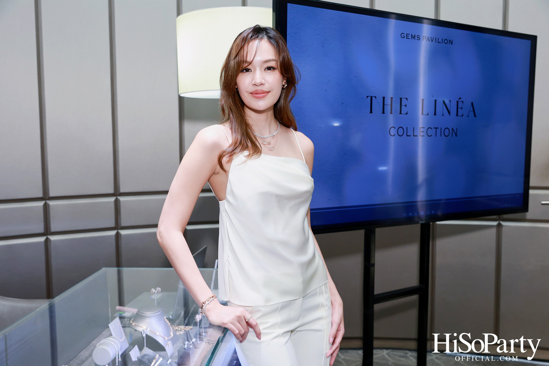 GEMS PAVILION เปิดตัวคอลเลกชัน ‘THE LINÉA’ ที่ร้อยเรียงความงาม ผ่านทุกจังหวะของเส้นสาย