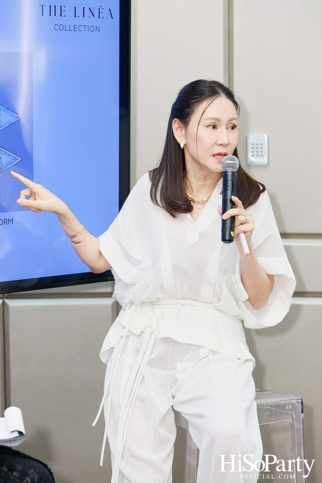 GEMS PAVILION เปิดตัวคอลเลกชัน ‘THE LINÉA’ ที่ร้อยเรียงความงาม ผ่านทุกจังหวะของเส้นสาย