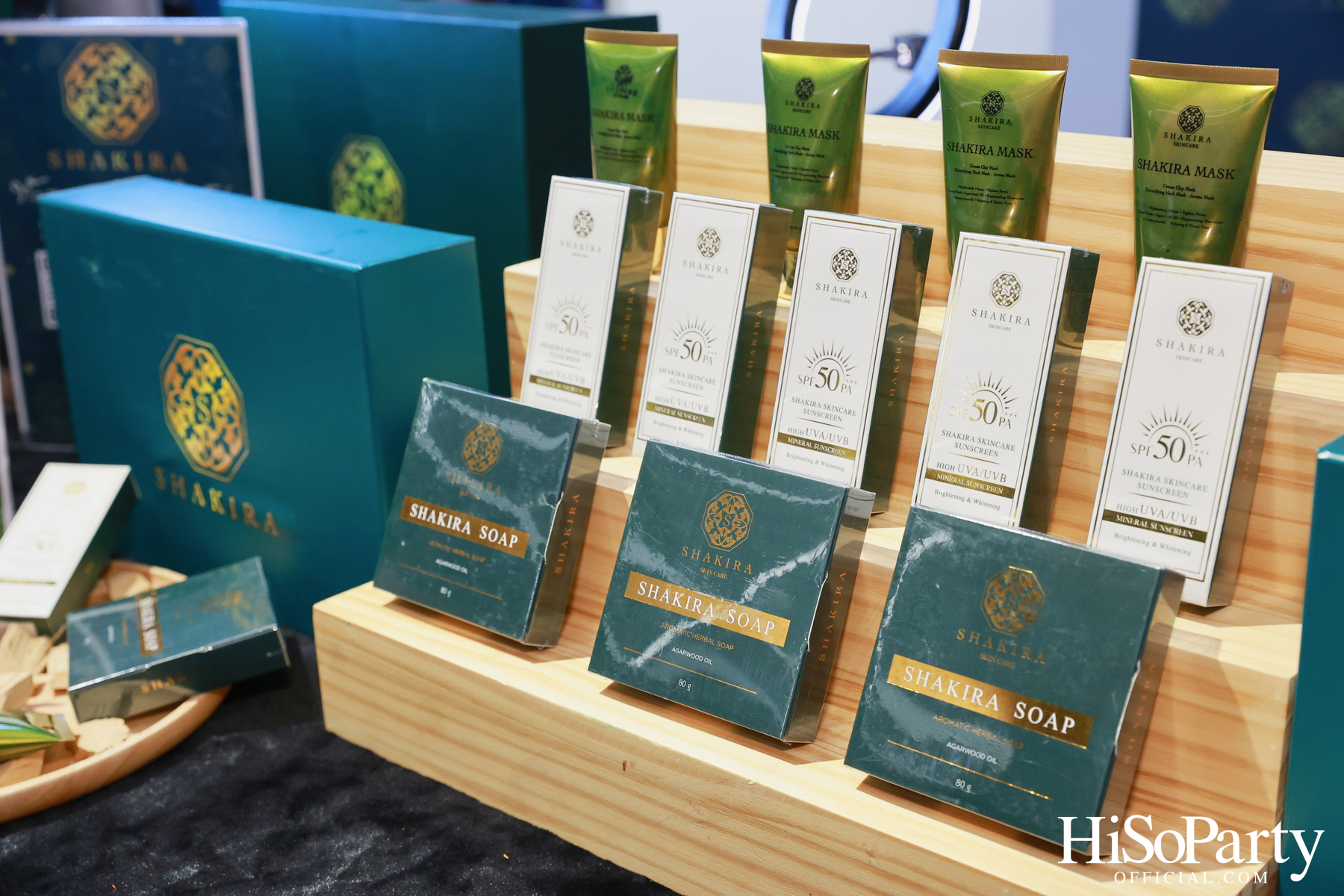 ‘Shakira Glow Body Oil’ เปิดตัวอย่างเป็นทางการ! เผยความโกลว์ระดับควีนในงานสุดเอ็กซ์คลูซีฟ ณ Central Chidlom