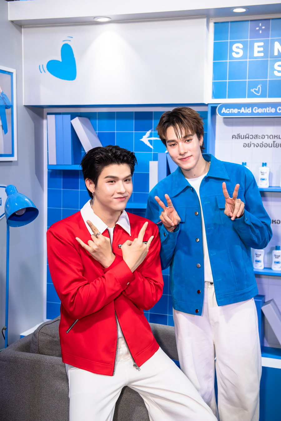 Acne-Aid เปิดตัวคู่พรีเซนเตอร์ใหม่ พร้อมพาวัยรุ่นเคลียร์ใจ–เคลียร์ผิวให้คลีน มูฟออนจากสิวแบบไม่รีเทิร์น