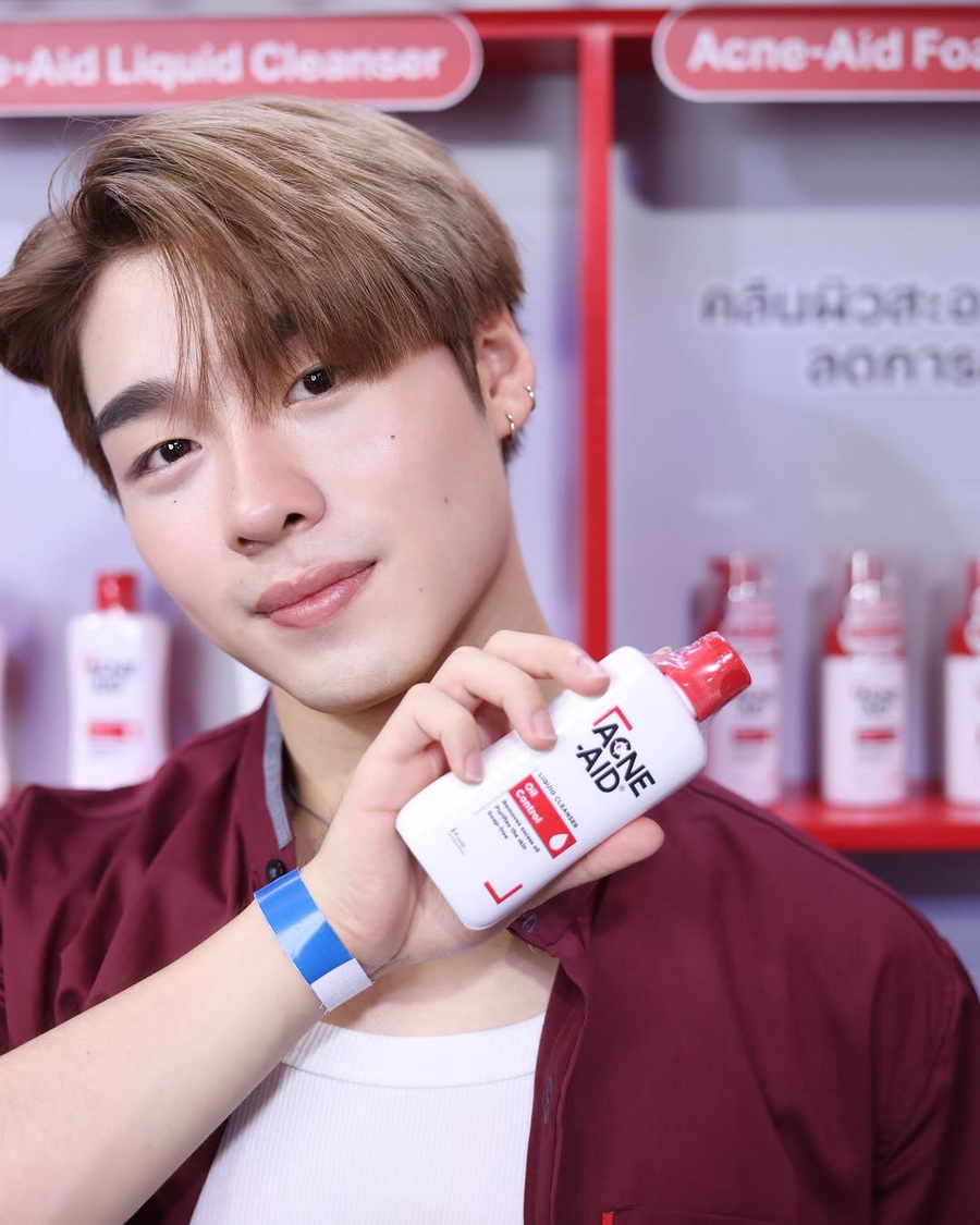 Acne-Aid เปิดตัวคู่พรีเซนเตอร์ใหม่ พร้อมพาวัยรุ่นเคลียร์ใจ–เคลียร์ผิวให้คลีน มูฟออนจากสิวแบบไม่รีเทิร์น