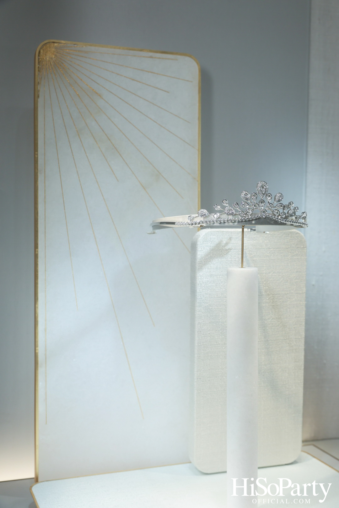 Chaumet แบรนด์เครื่องประดับชั้นสูงจากฝรั่งเศส ร่วมเฉลิมฉลอง Pride Month ด้วยอินสตอลเลชันพิเศษภายในบูติก