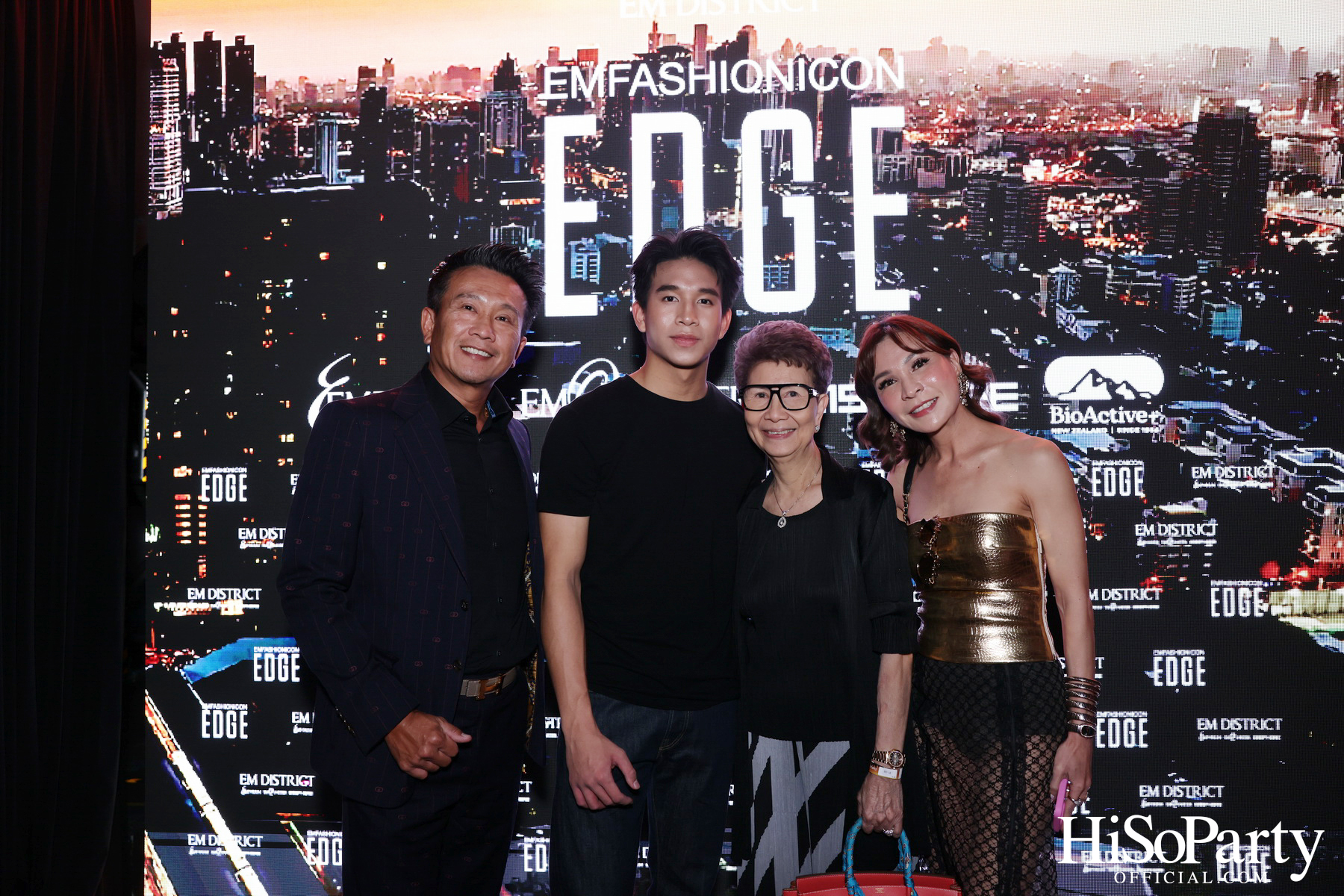  EM DISTRICT เปิดรันเวย์ ‘EMFASHIONICON EDGE’ ในคอนเซปต์ The Essence of Bangkok พร้อมเปิดฉากเดือน PRIDE