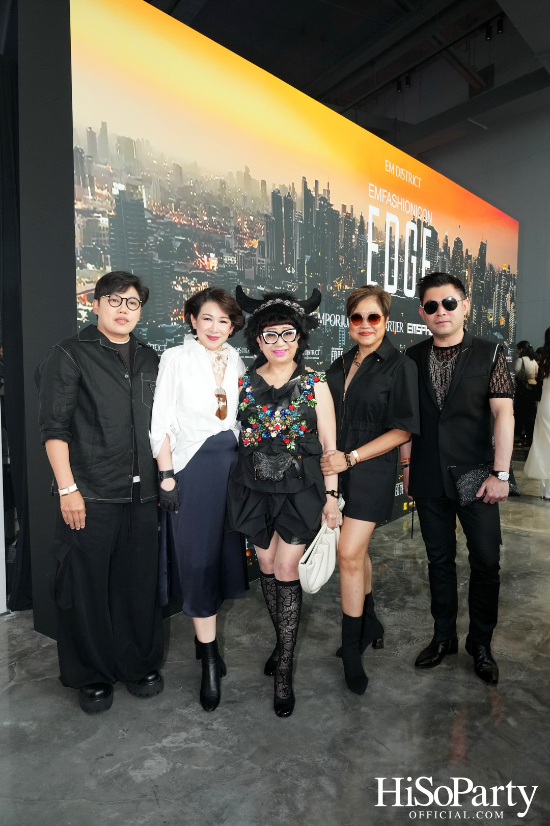  EM DISTRICT เปิดรันเวย์ ‘EMFASHIONICON EDGE’ ในคอนเซปต์ The Essence of Bangkok พร้อมเปิดฉากเดือน PRIDE