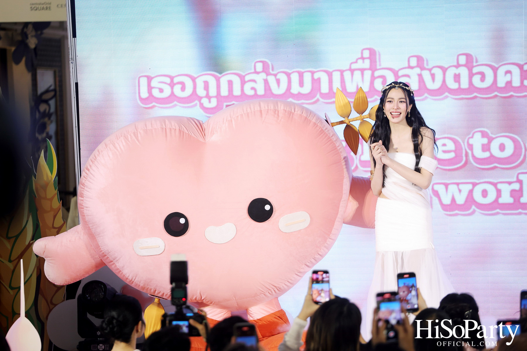 The Official Launch of LUV Oat Milk Thailand and Best Friend of LUV ‘LingLing Kwong’