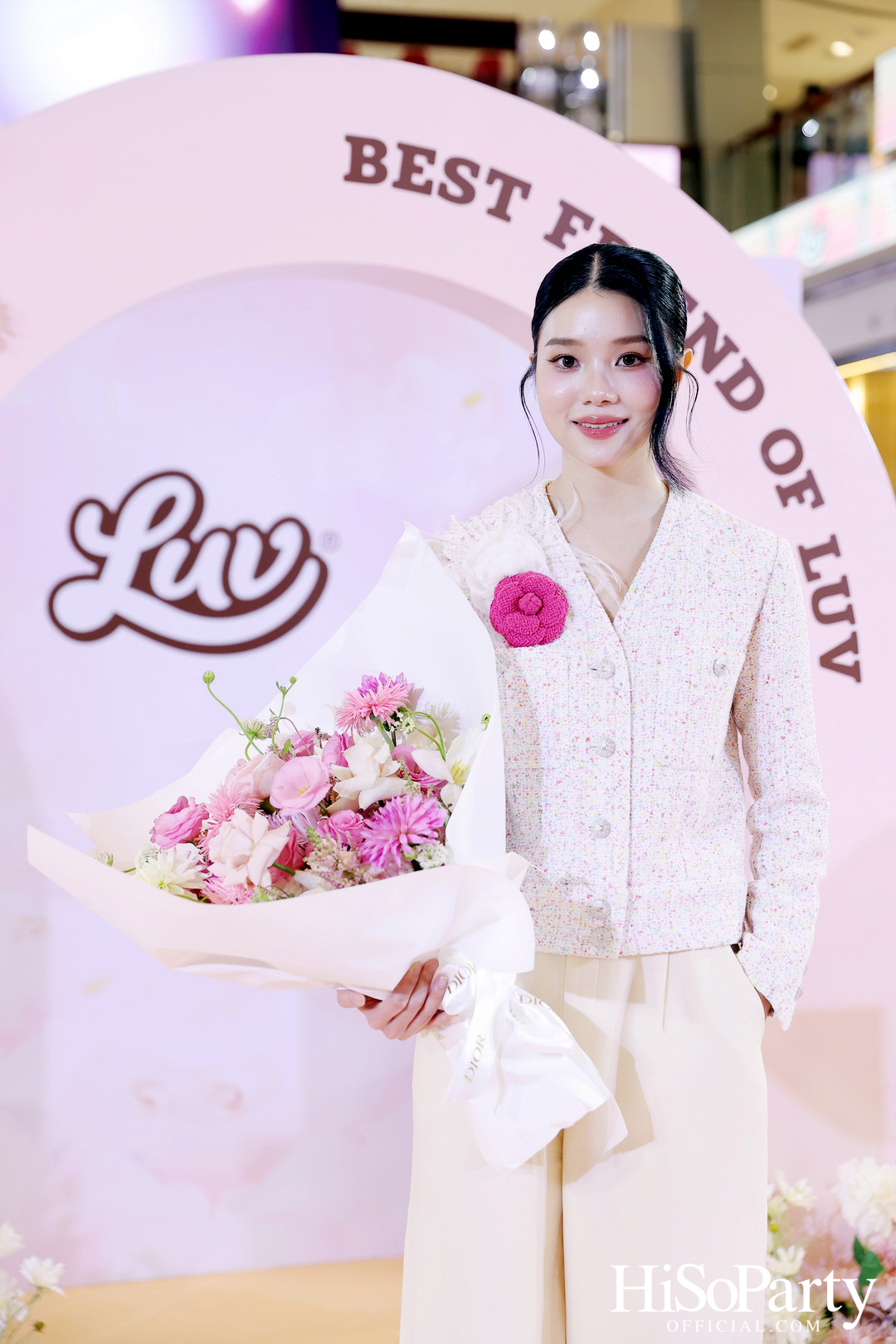 The Official Launch of LUV Oat Milk Thailand and Best Friend of LUV ‘LingLing Kwong’