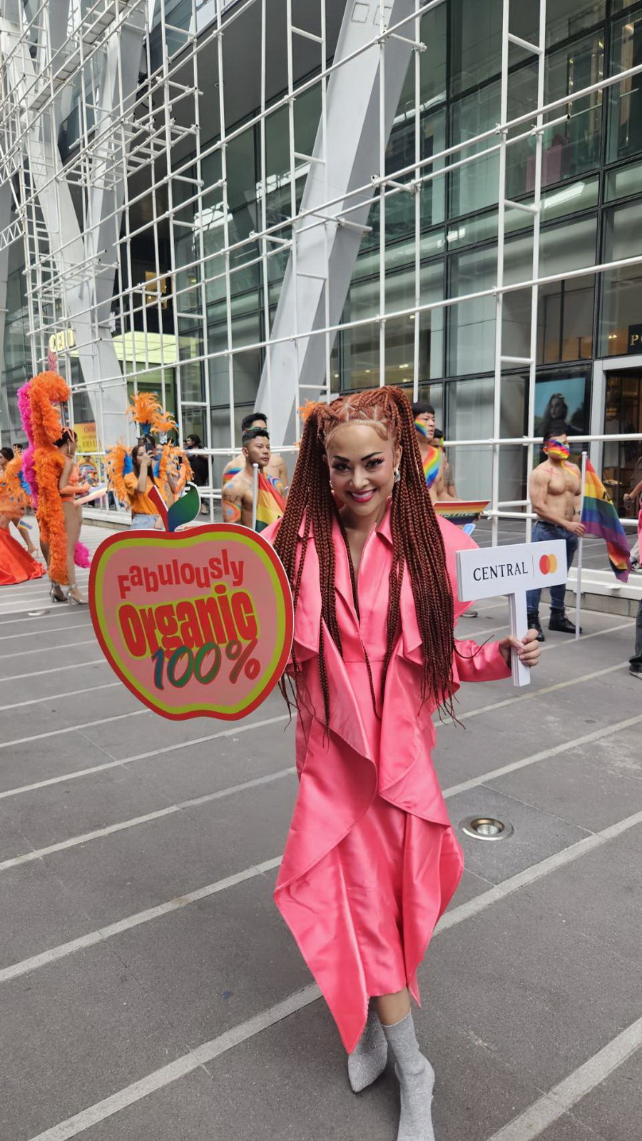 Central Pride Month 2025 ห้างเซ็นทรัล จุดพลังแห่งความหลากหลายทั่วไทย พร้อมเฉลิมฉลอง ‘Pride Month’ ด้วยกิจกรรมสุดคัลเลอร์ฟูล