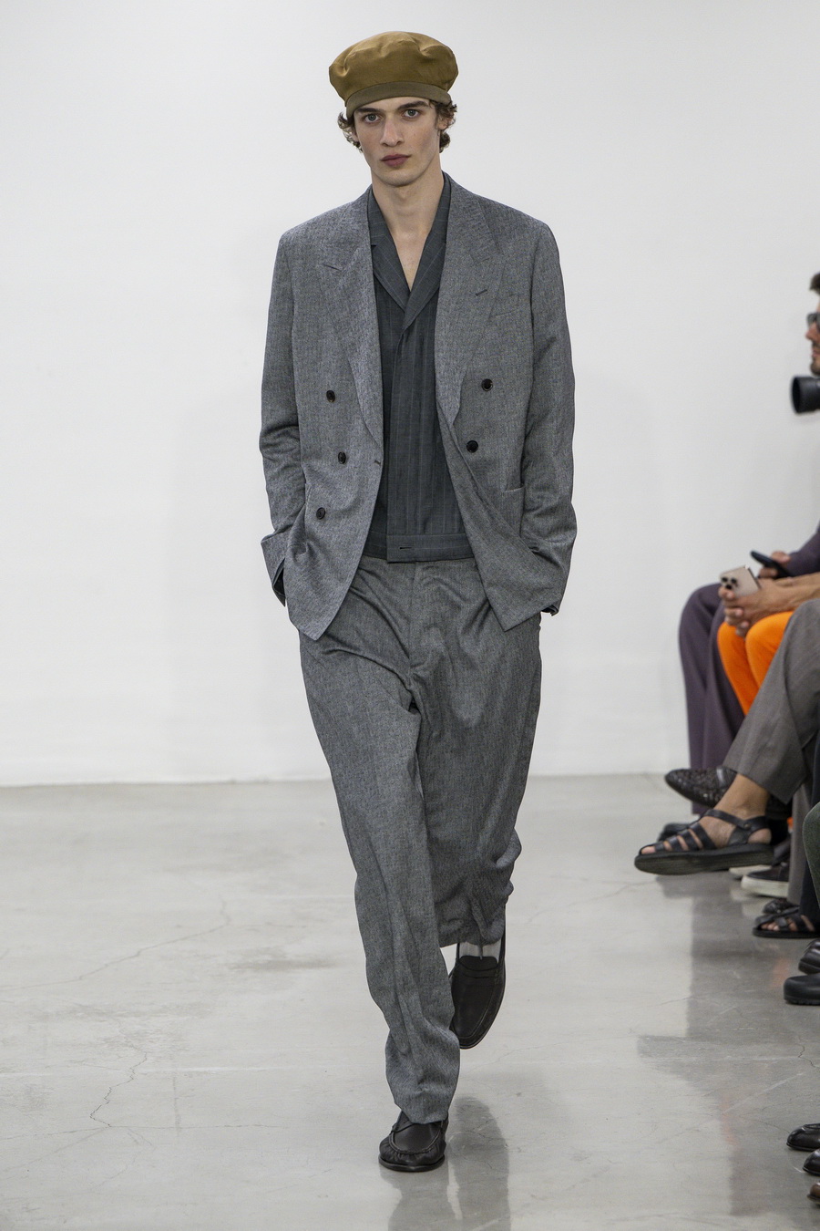 Paul Smith Spring/Summer 2026: บันทึกการเดินทางผ่านแฟชั่นสุดมีชีวิตชีวา