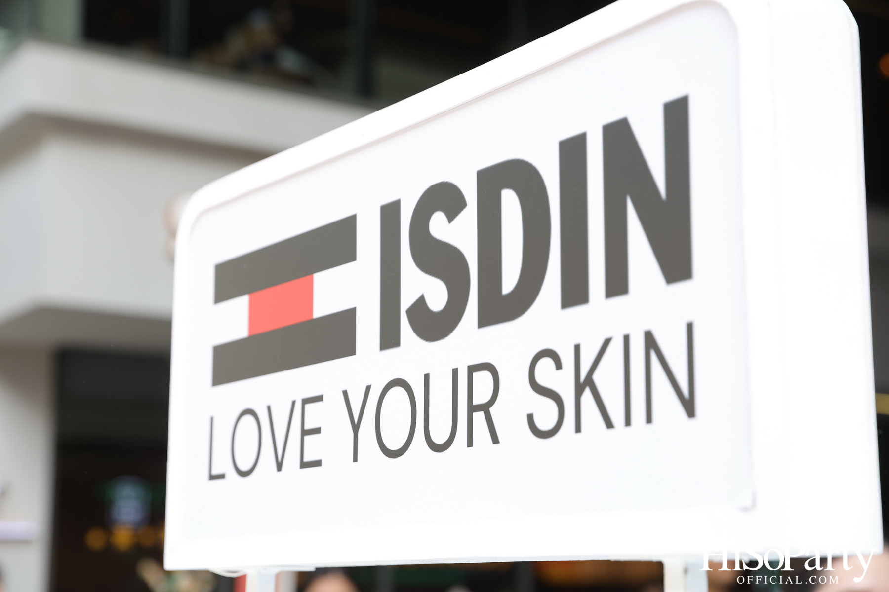 ISDIN เปิดตัว 'Retinal Smooth Serum' ครั้งแรกในไทย พร้อมกิจกรรม 'GLOW BEYOND LIMITS' 24 – 26 มิถุนายนนี้ ณ สยามสแควร์วัน