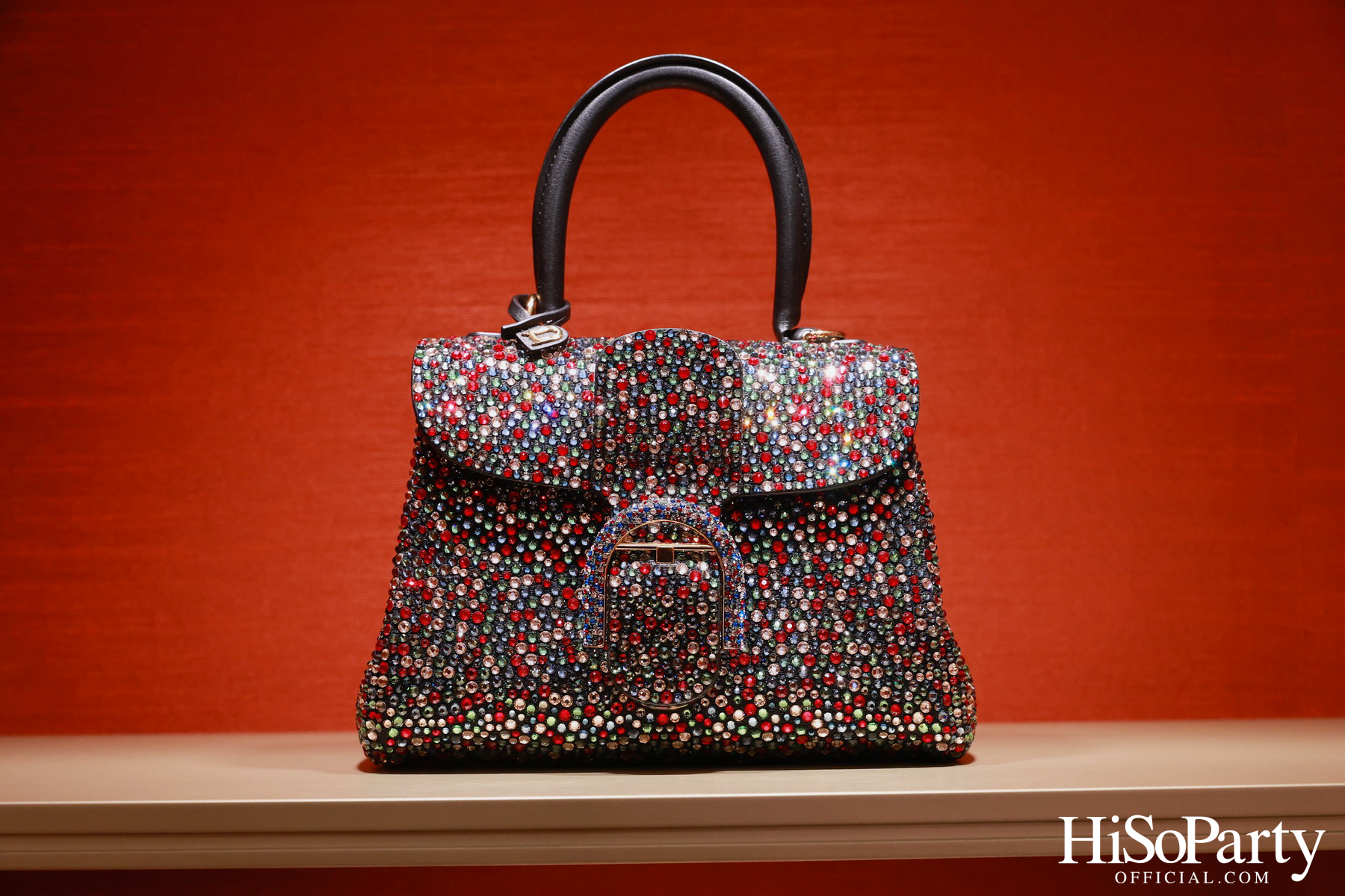 Delvaux เปิดตัวคอลเลกชัน ‘Le Pin Twist’ อย่างเอ็กซ์คลูซีฟ ณ สยามพารากอน