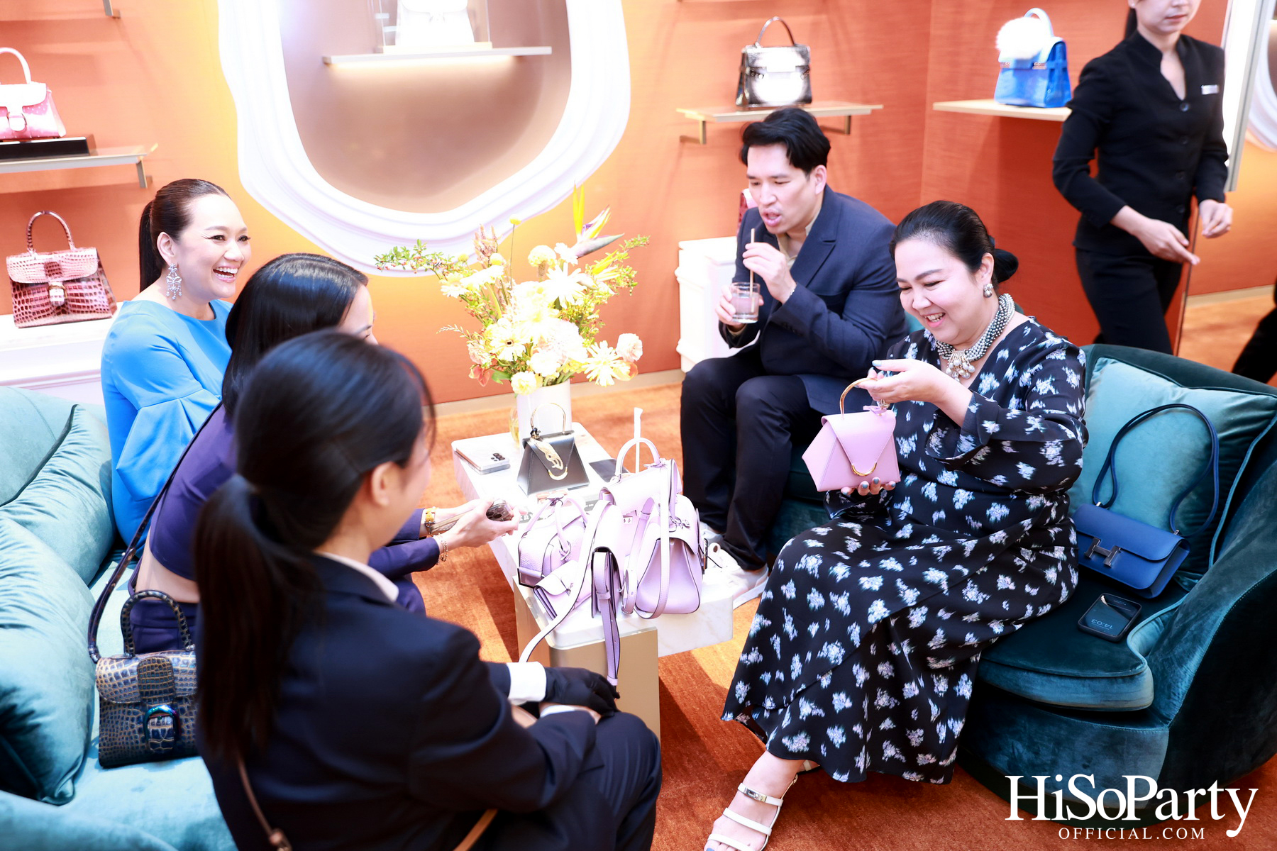 Delvaux เปิดตัวคอลเลกชัน ‘Le Pin Twist’ อย่างเอ็กซ์คลูซีฟ ณ สยามพารากอน