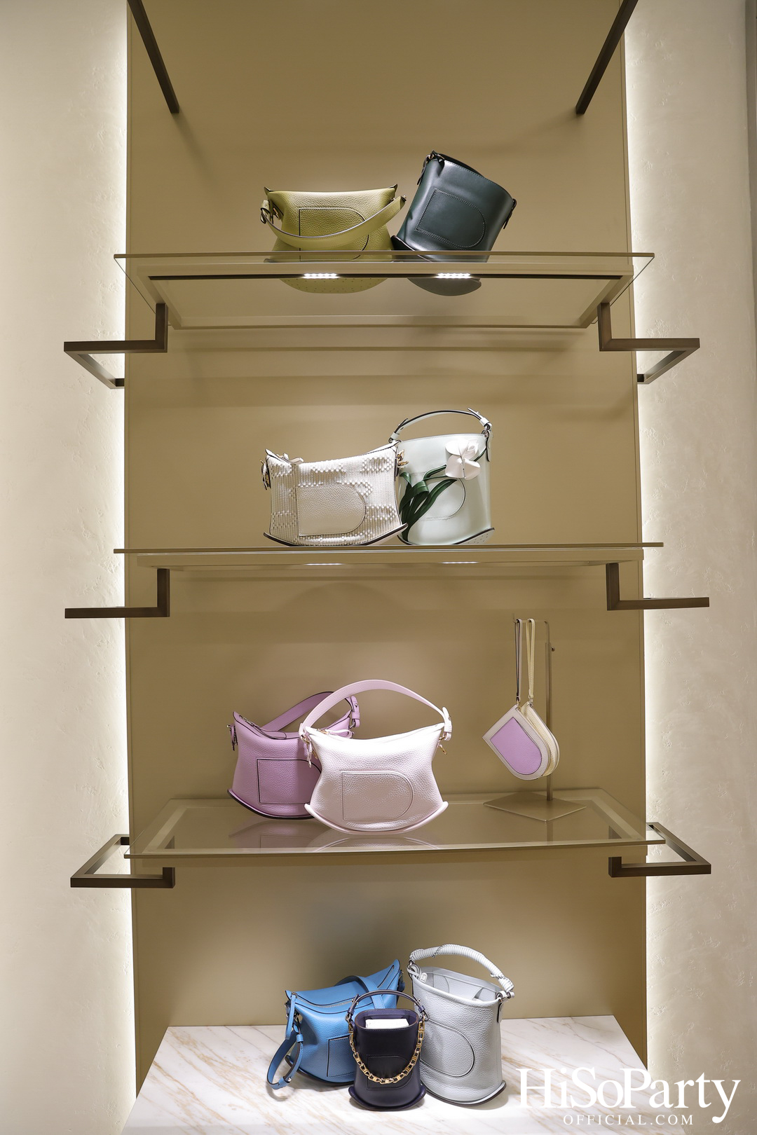 Delvaux เปิดตัวคอลเลกชัน ‘Le Pin Twist’ อย่างเอ็กซ์คลูซีฟ ณ สยามพารากอน