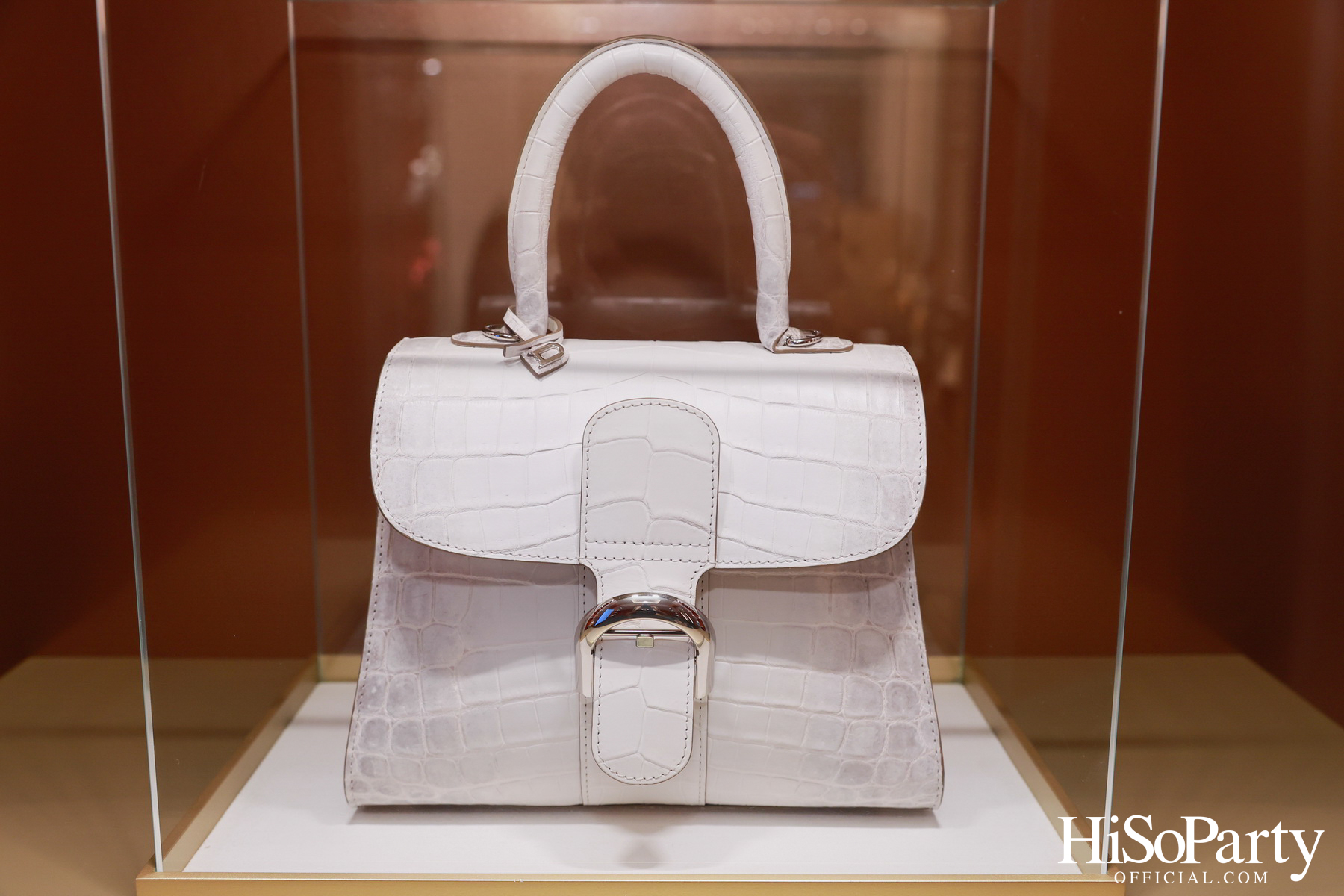 Delvaux เปิดตัวคอลเลกชัน ‘Le Pin Twist’ อย่างเอ็กซ์คลูซีฟ ณ สยามพารากอน