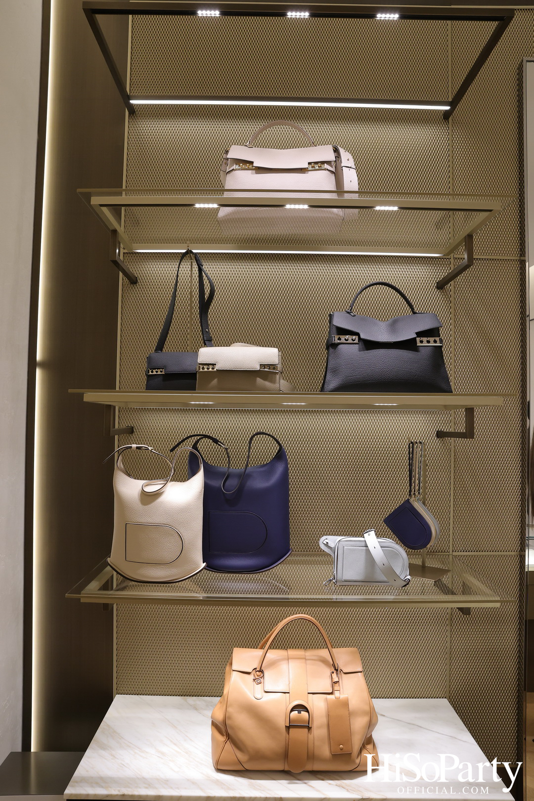 Delvaux เปิดตัวคอลเลกชัน ‘Le Pin Twist’ อย่างเอ็กซ์คลูซีฟ ณ สยามพารากอน