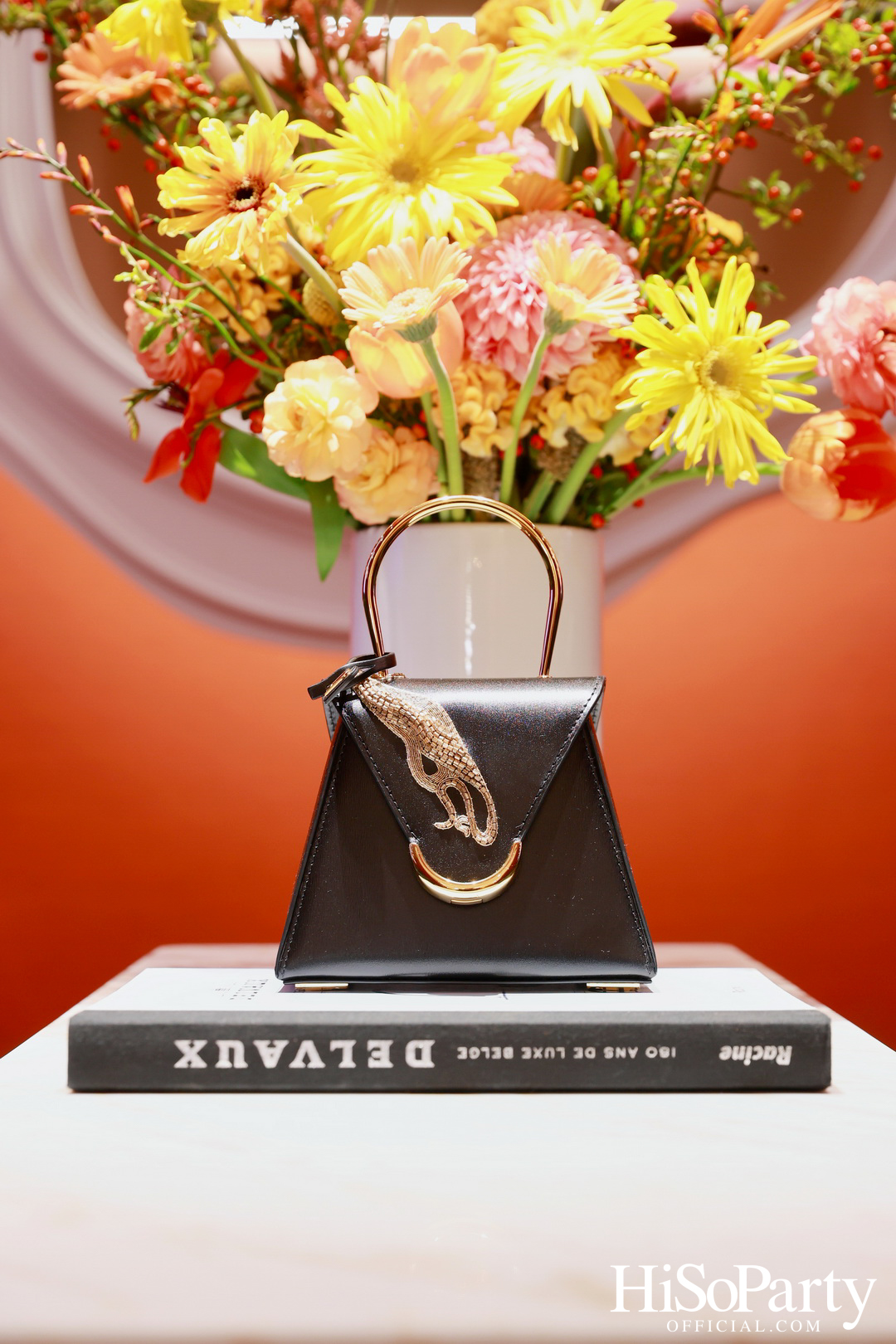 Delvaux เปิดตัวคอลเลกชัน ‘Le Pin Twist’ อย่างเอ็กซ์คลูซีฟ ณ สยามพารากอน