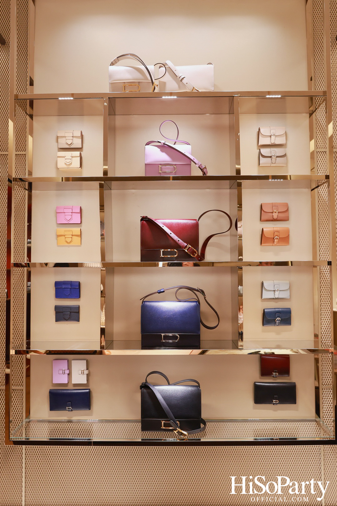 Delvaux เปิดตัวคอลเลกชัน ‘Le Pin Twist’ อย่างเอ็กซ์คลูซีฟ ณ สยามพารากอน