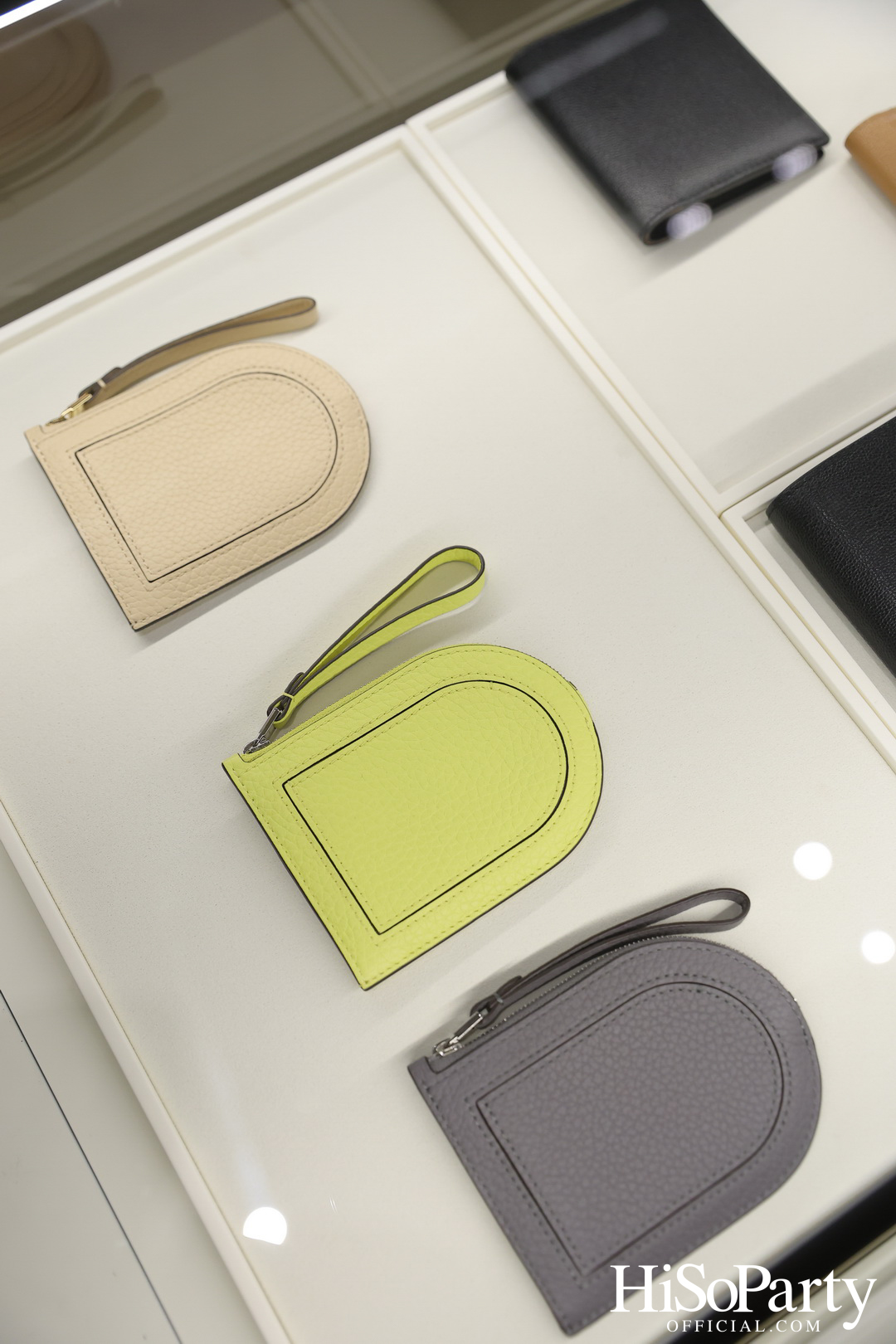 Delvaux เปิดตัวคอลเลกชัน ‘Le Pin Twist’ อย่างเอ็กซ์คลูซีฟ ณ สยามพารากอน