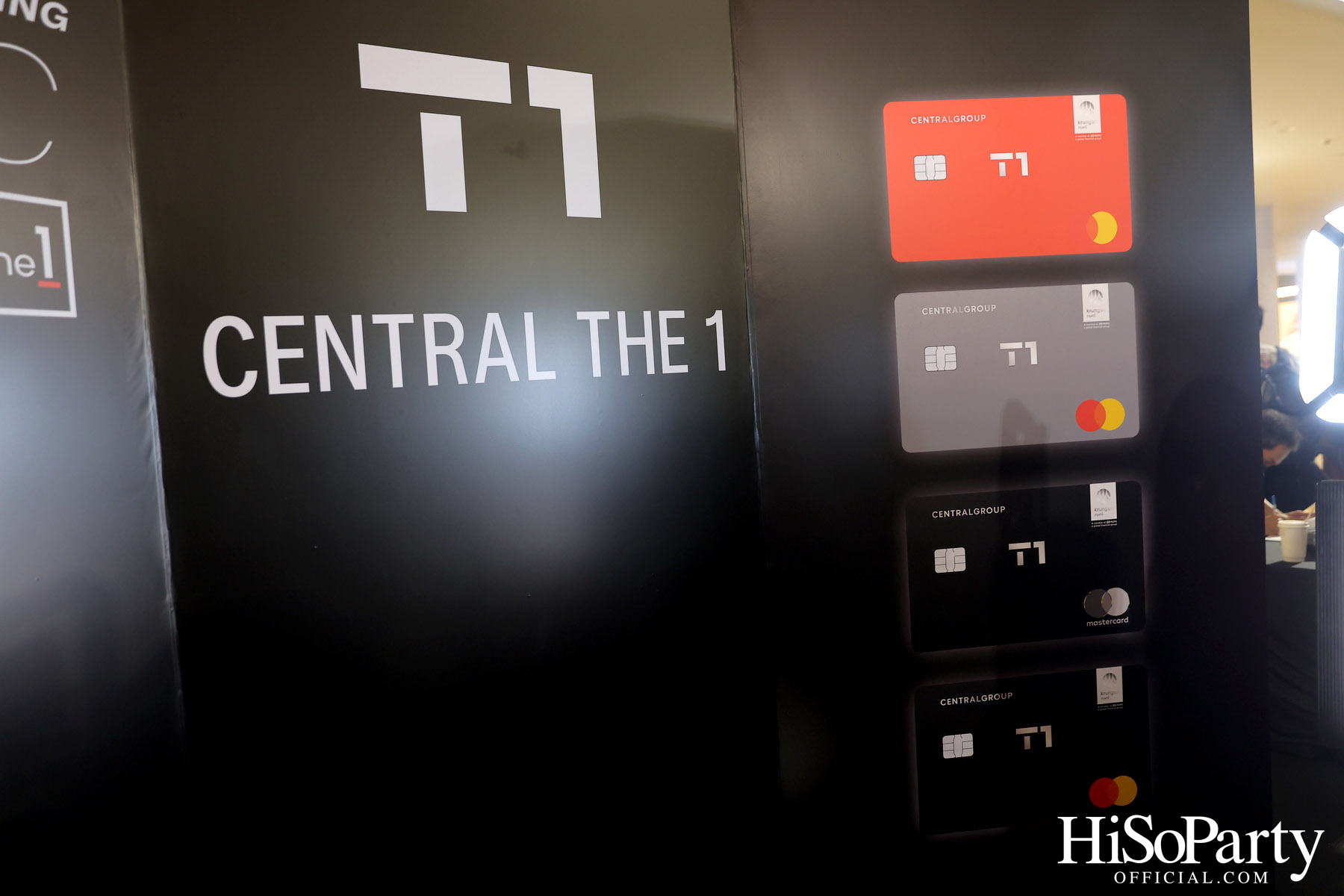 เซ็นทรัล เดอะวัน เปิดตัวภาพลักษณ์แบรนด์และบัตรเครดิตโฉมใหม่ พร้อมหนังโฆษณาโดย นวพล ธำรงรัตนฤทธิ์ และนักแสดงรุ่นใหม่ เจนเย่-เมธิกา