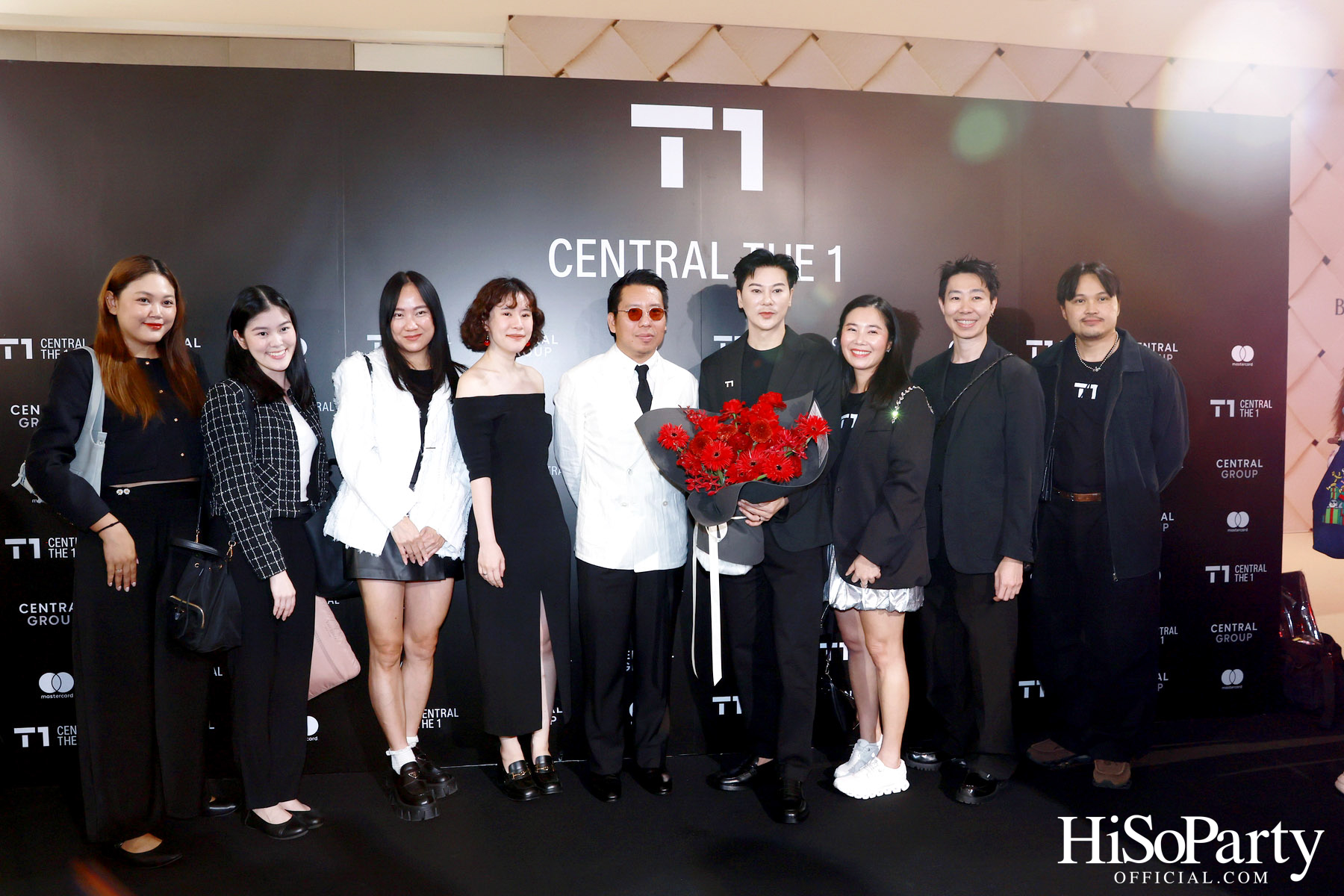 เซ็นทรัล เดอะวัน เปิดตัวภาพลักษณ์แบรนด์และบัตรเครดิตโฉมใหม่ พร้อมหนังโฆษณาโดย นวพล ธำรงรัตนฤทธิ์ และนักแสดงรุ่นใหม่ เจนเย่-เมธิกา