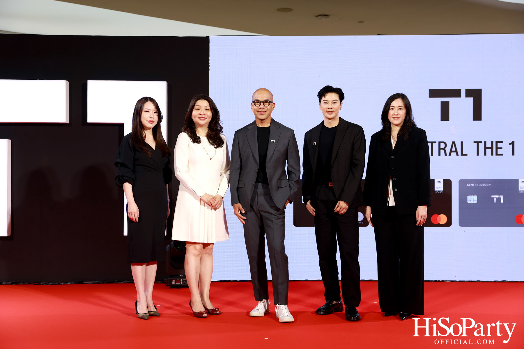 เซ็นทรัล เดอะวัน เปิดตัวภาพลักษณ์แบรนด์และบัตรเครดิตโฉมใหม่ พร้อมหนังโฆษณาโดย นวพล ธำรงรัตนฤทธิ์ และนักแสดงรุ่นใหม่ เจนเย่-เมธิกา