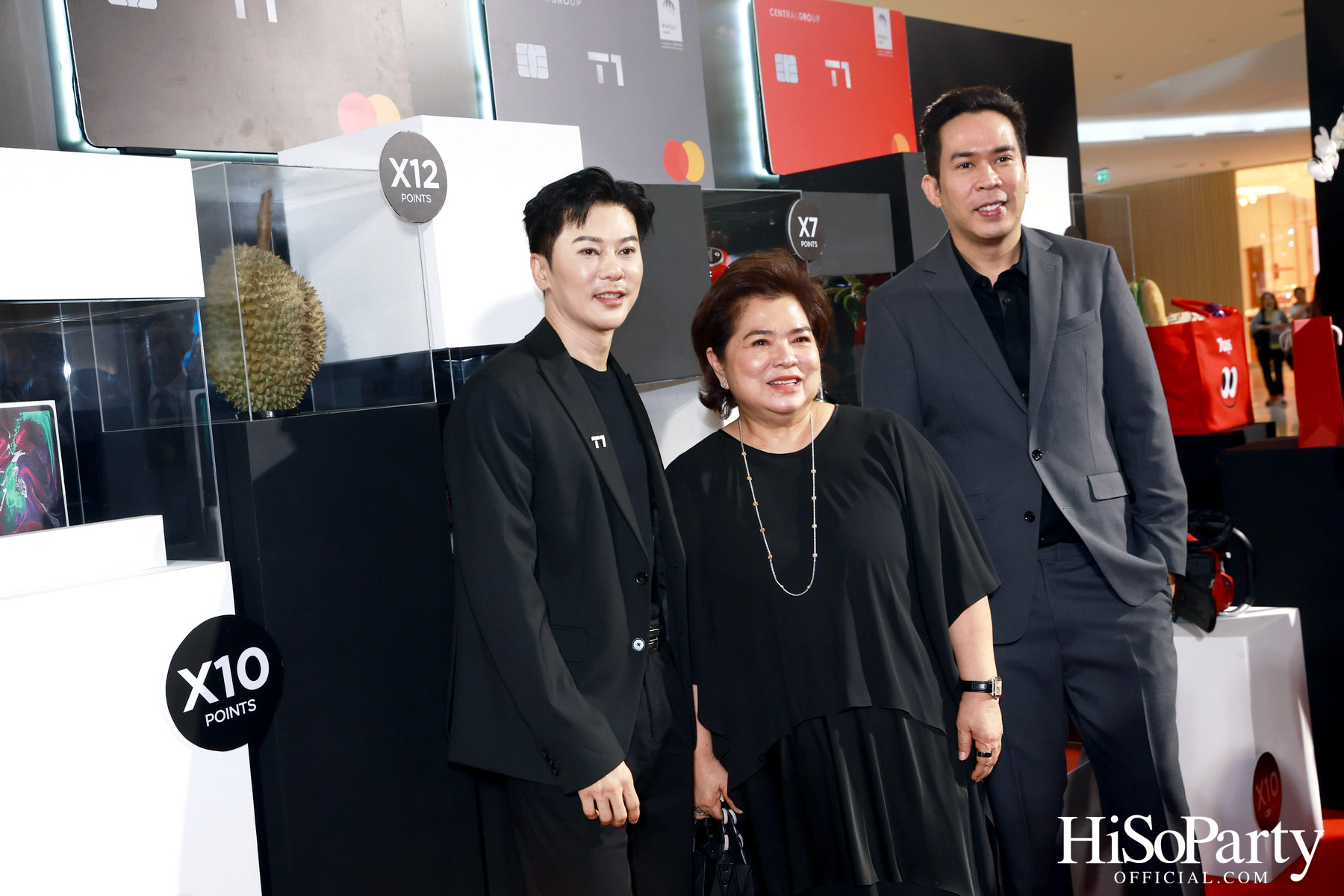 เซ็นทรัล เดอะวัน เปิดตัวภาพลักษณ์แบรนด์และบัตรเครดิตโฉมใหม่ พร้อมหนังโฆษณาโดย นวพล ธำรงรัตนฤทธิ์ และนักแสดงรุ่นใหม่ เจนเย่-เมธิกา