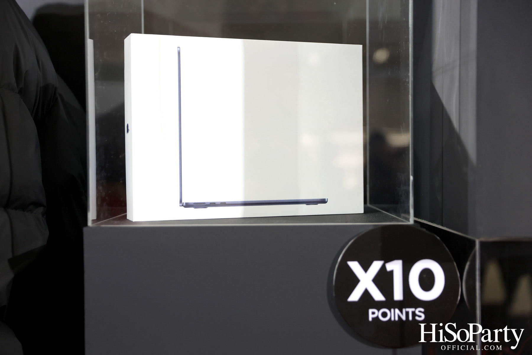 เซ็นทรัล เดอะวัน เปิดตัวภาพลักษณ์แบรนด์และบัตรเครดิตโฉมใหม่ พร้อมหนังโฆษณาโดย นวพล ธำรงรัตนฤทธิ์ และนักแสดงรุ่นใหม่ เจนเย่-เมธิกา