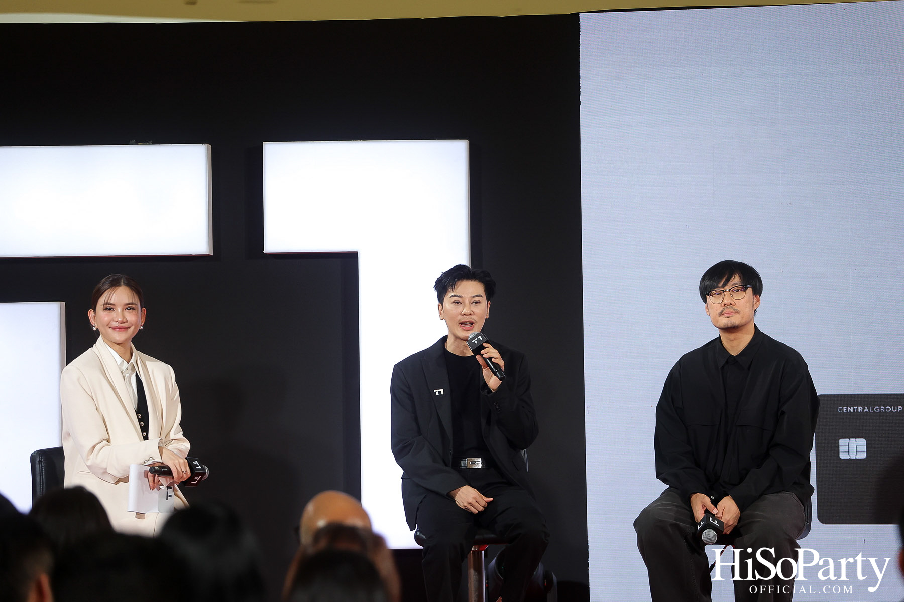 เซ็นทรัล เดอะวัน เปิดตัวภาพลักษณ์แบรนด์และบัตรเครดิตโฉมใหม่ พร้อมหนังโฆษณาโดย นวพล ธำรงรัตนฤทธิ์ และนักแสดงรุ่นใหม่ เจนเย่-เมธิกา