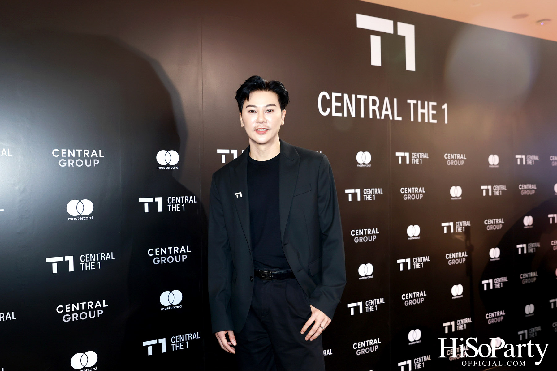 เซ็นทรัล เดอะวัน เปิดตัวภาพลักษณ์แบรนด์และบัตรเครดิตโฉมใหม่ พร้อมหนังโฆษณาโดย นวพล ธำรงรัตนฤทธิ์ และนักแสดงรุ่นใหม่ เจนเย่-เมธิกา