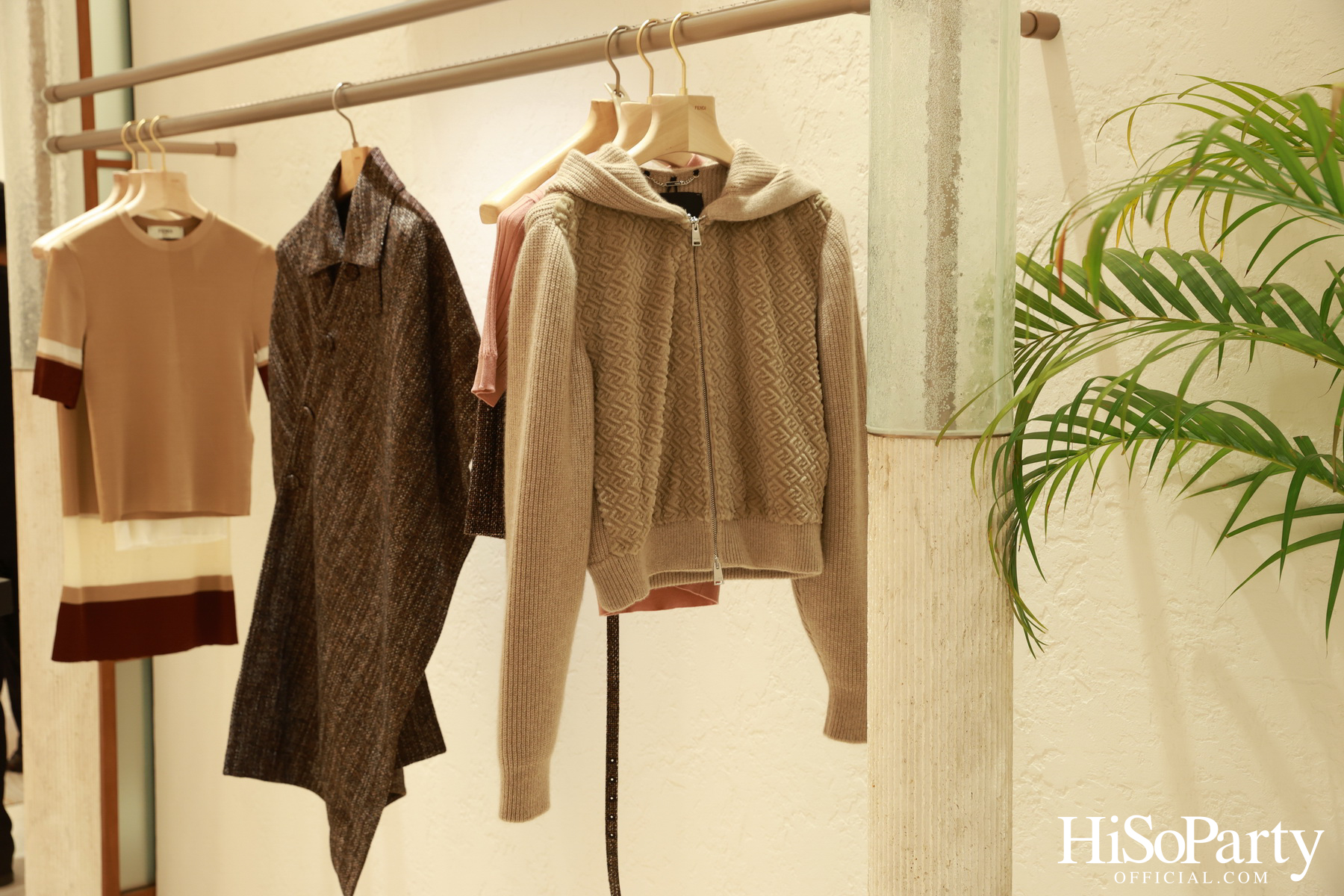 FENDI เปิดบูติกแห่งใหม่ ณ ICONSIAM พร้อมจัดงานค็อกเทลปาร์ตี้สุดเอ็กซ์คลูซีฟ เปิดตัวคอลเลกชัน Fall/Winter 2025-26 ครั้งแรกในไทย