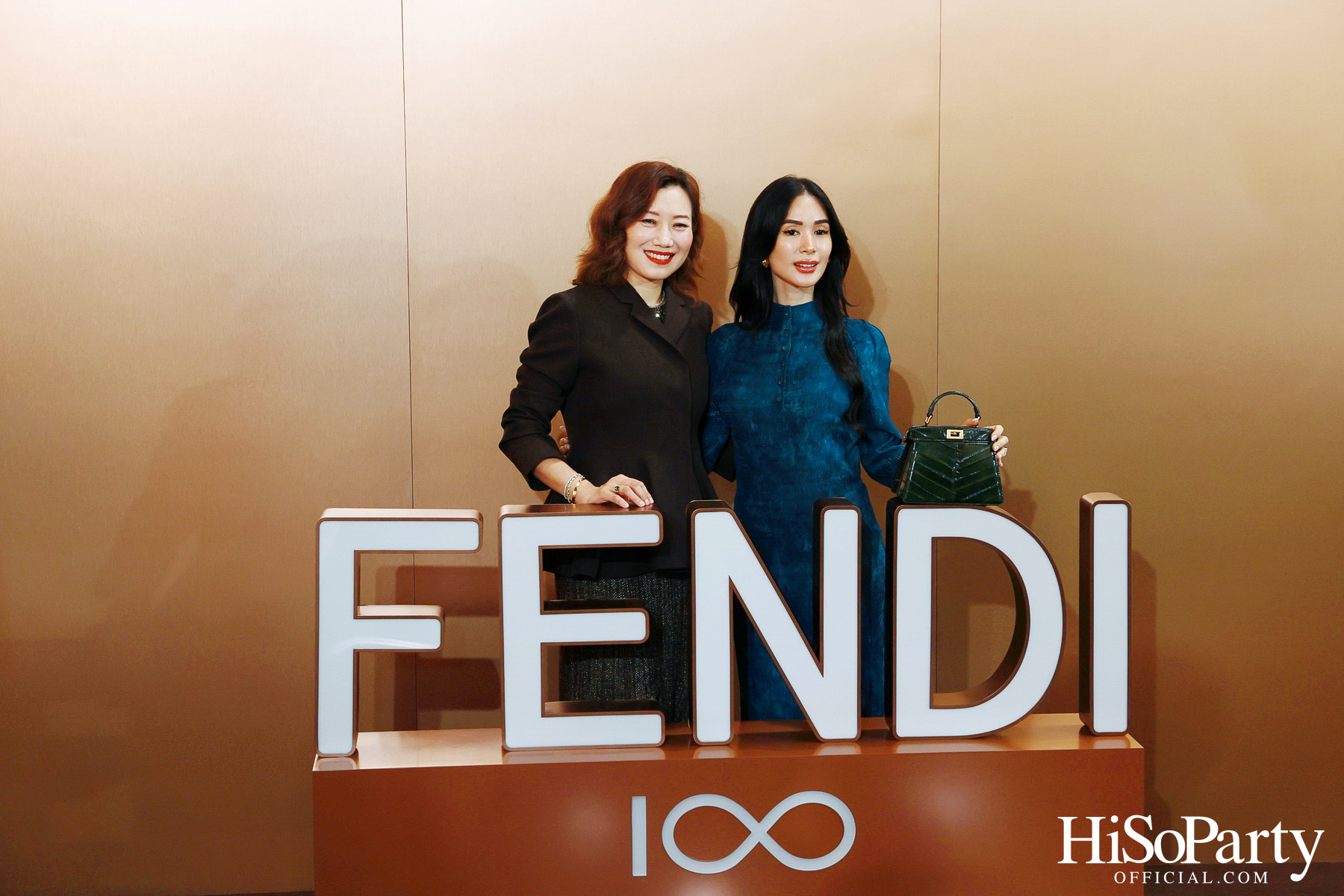 FENDI เปิดบูติกแห่งใหม่ ณ ICONSIAM พร้อมจัดงานค็อกเทลปาร์ตี้สุดเอ็กซ์คลูซีฟ เปิดตัวคอลเลกชัน Fall/Winter 2025-26 ครั้งแรกในไทย