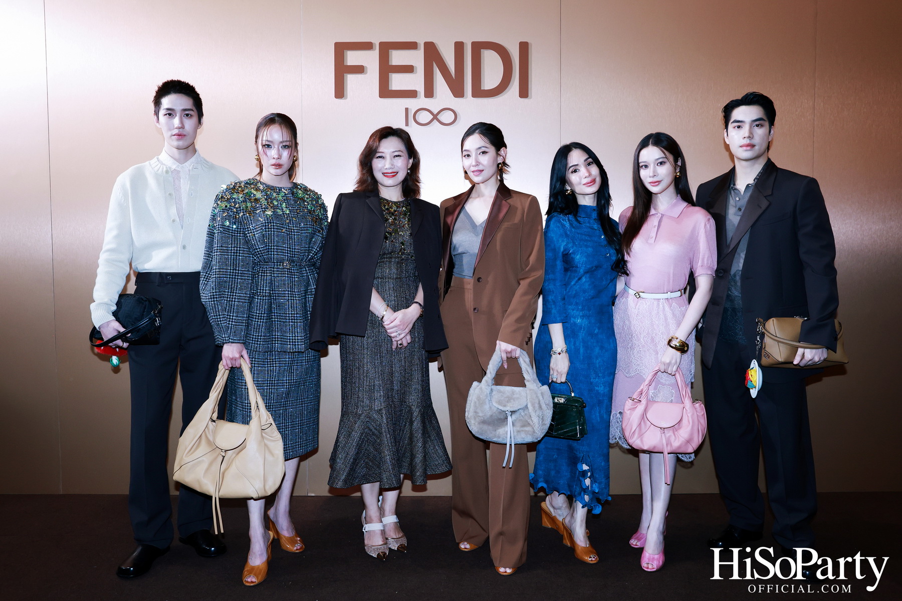 FENDI เปิดบูติกแห่งใหม่ ณ ICONSIAM พร้อมจัดงานค็อกเทลปาร์ตี้สุดเอ็กซ์คลูซีฟ เปิดตัวคอลเลกชัน Fall/Winter 2025-26 ครั้งแรกในไทย