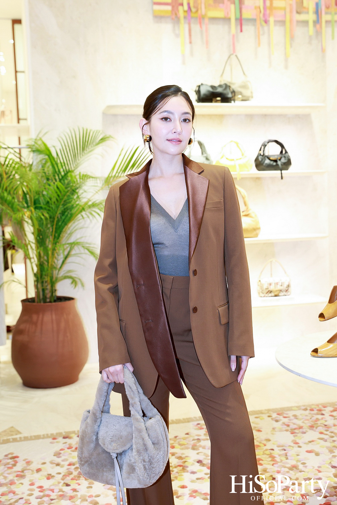 FENDI เปิดบูติกแห่งใหม่ ณ ICONSIAM พร้อมจัดงานค็อกเทลปาร์ตี้สุดเอ็กซ์คลูซีฟ เปิดตัวคอลเลกชัน Fall/Winter 2025-26 ครั้งแรกในไทย