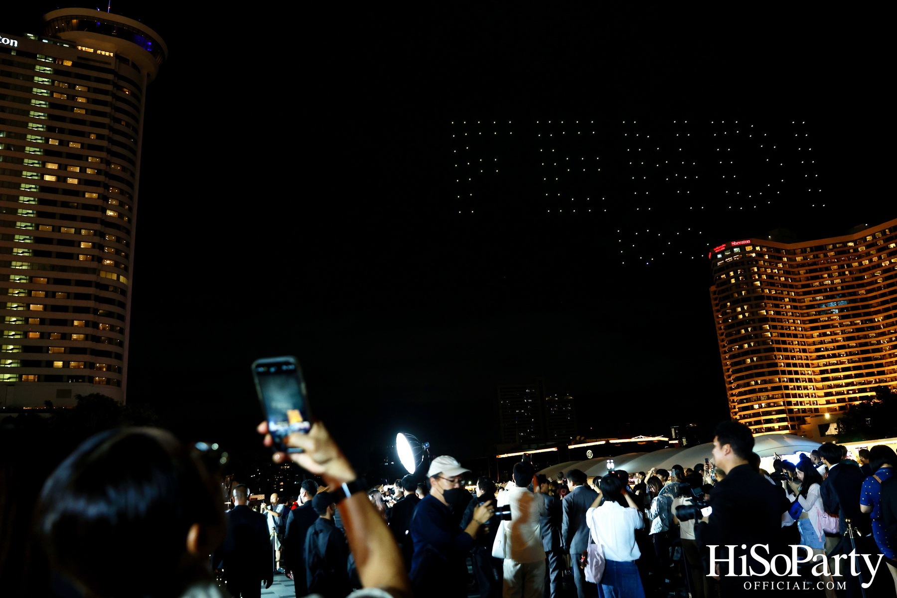 FENDI เปิดบูติกแห่งใหม่ ณ ICONSIAM พร้อมจัดงานค็อกเทลปาร์ตี้สุดเอ็กซ์คลูซีฟ เปิดตัวคอลเลกชัน Fall/Winter 2025-26 ครั้งแรกในไทย