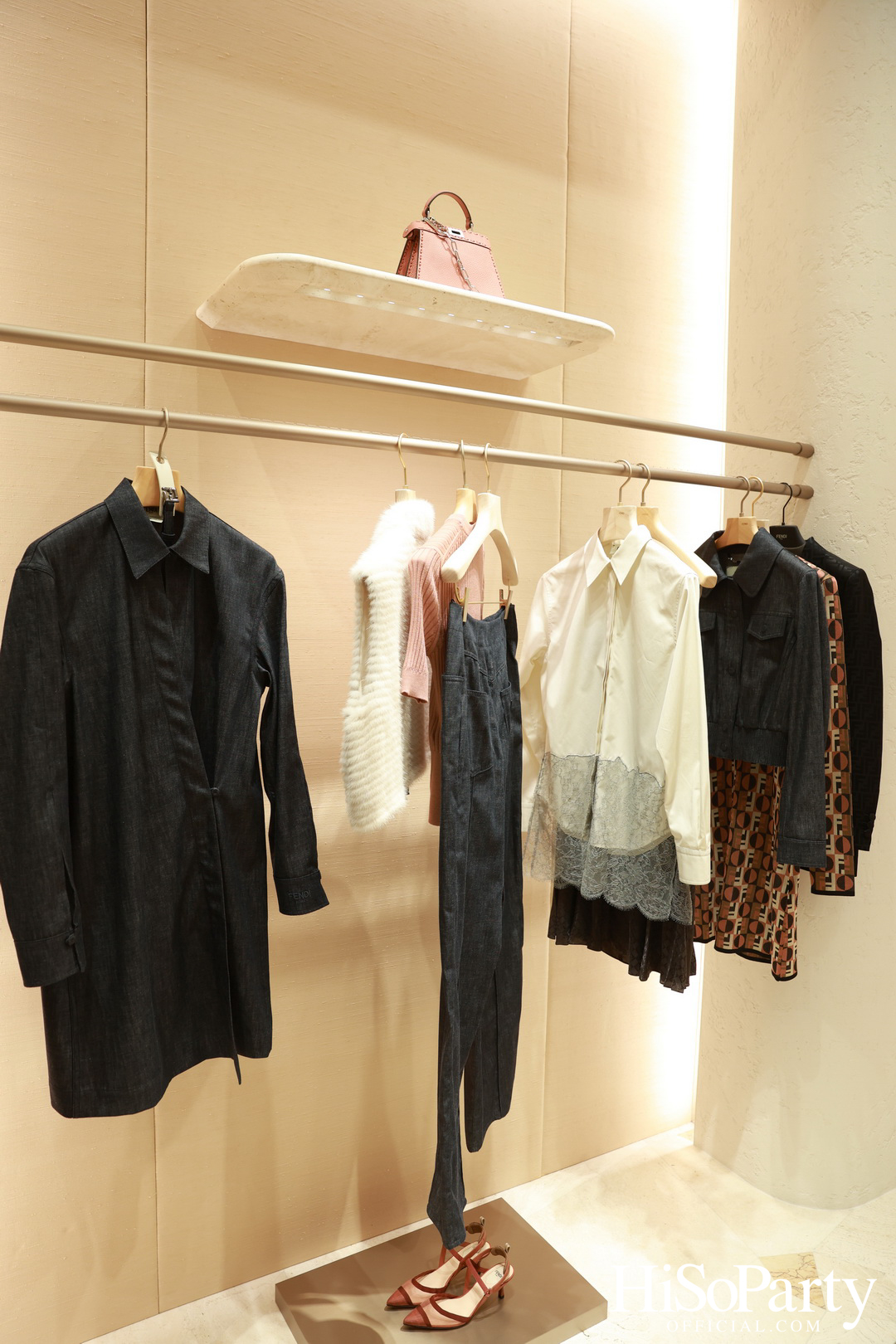 FENDI เปิดบูติกแห่งใหม่ ณ ICONSIAM พร้อมจัดงานค็อกเทลปาร์ตี้สุดเอ็กซ์คลูซีฟ เปิดตัวคอลเลกชัน Fall/Winter 2025-26 ครั้งแรกในไทย