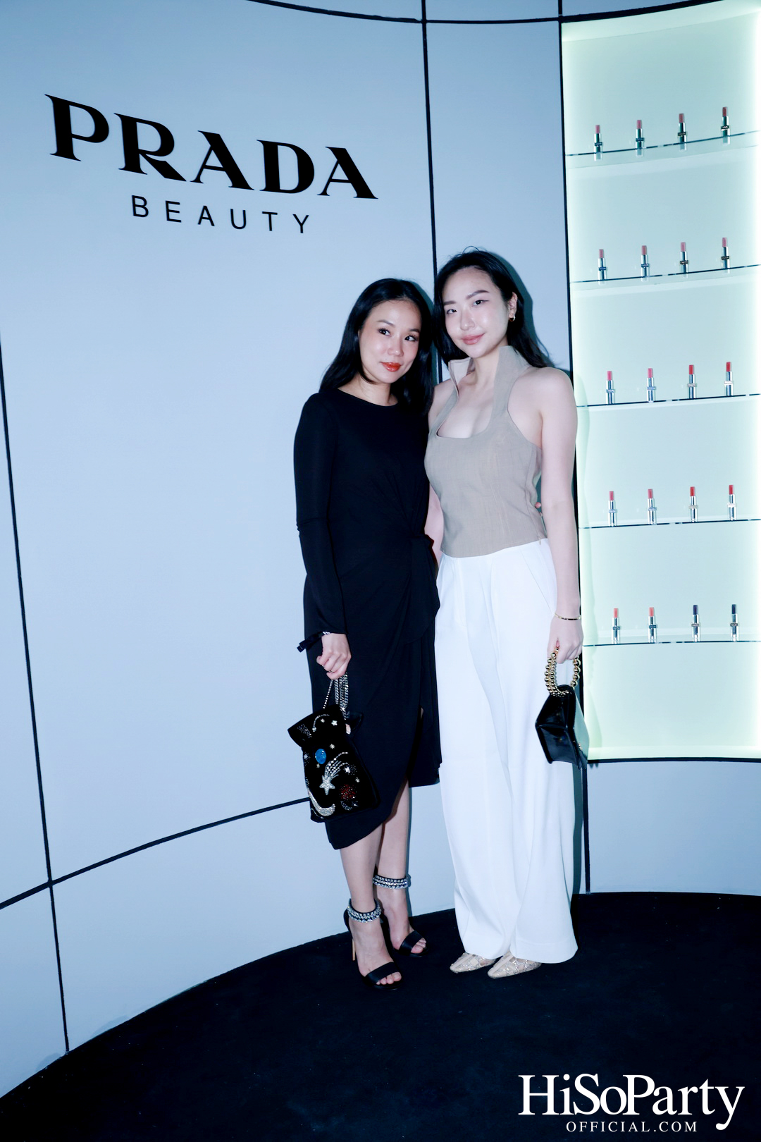 PRADA BEAUTY เปิดตัว Pradascope Mascara และ Reveal Mesh Cushion พร้อมจัดมาสเตอร์คลาสสุดเอ็กซ์คลูซีฟ ณ One Bangkok