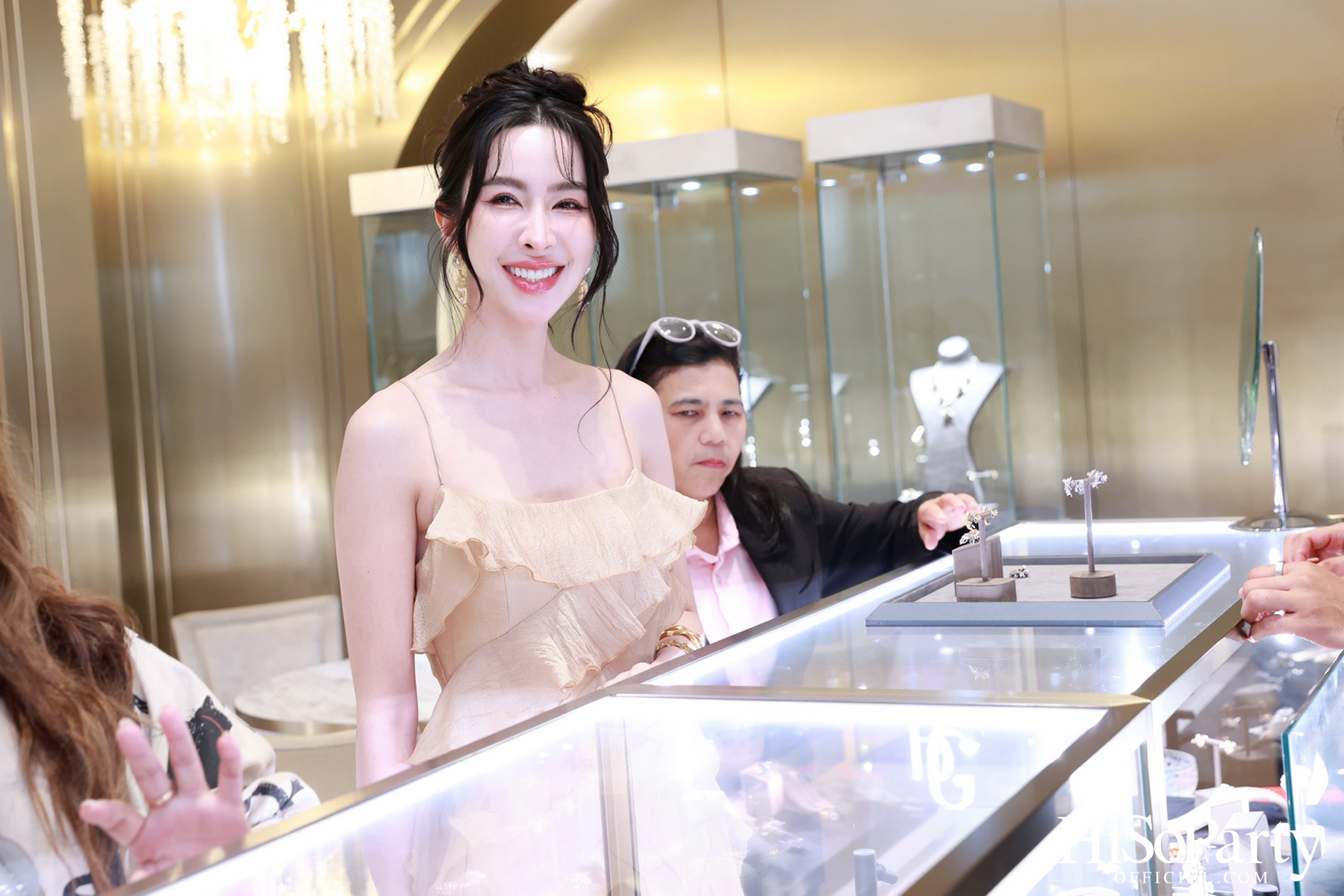 Beauty Gems เปิดตัวคอลเลกชันใหม่ ‘Abeille Magnifique’ สะท้อนความงดงามอันทรงพลังของผึ้ง