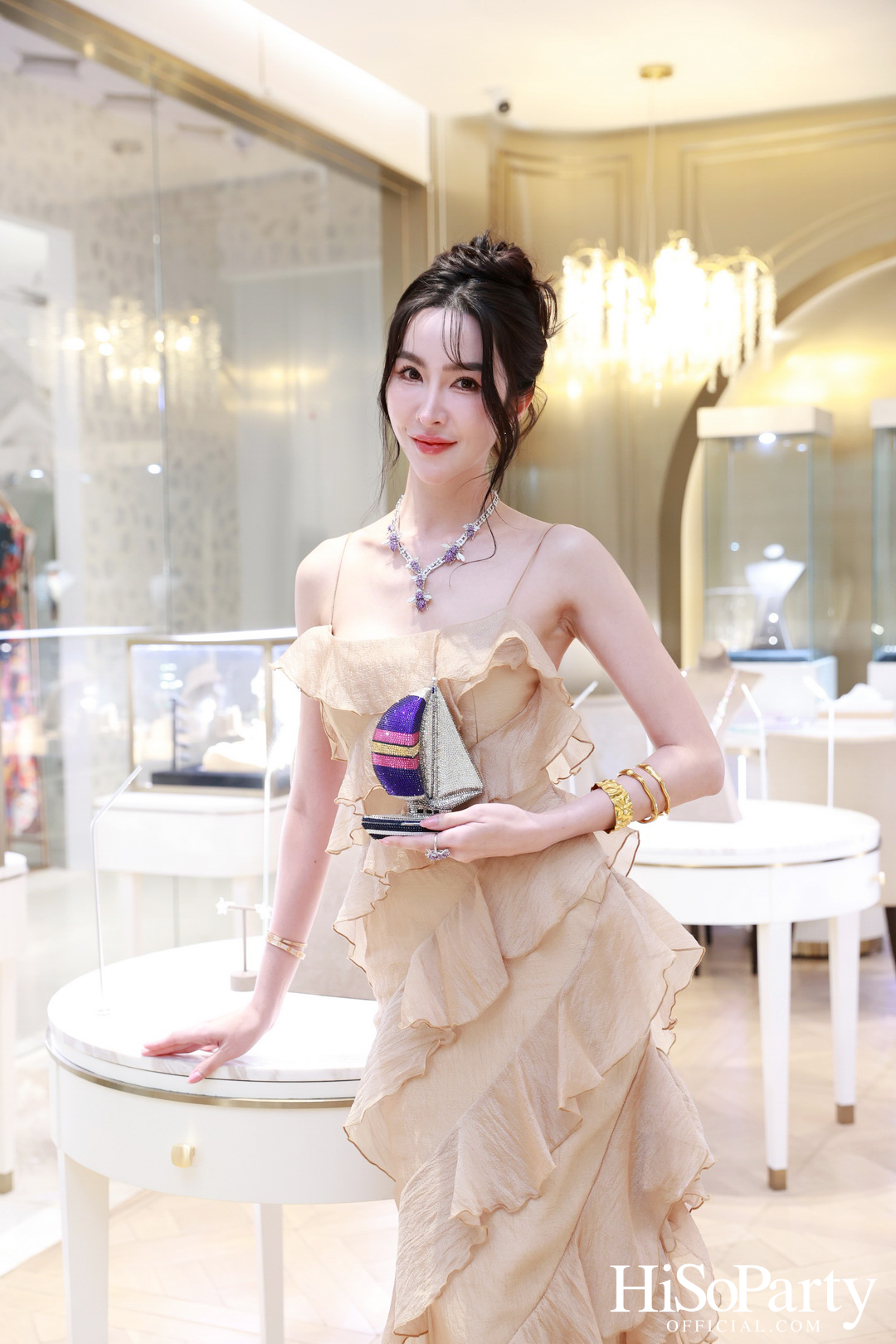 Beauty Gems เปิดตัวคอลเลกชันใหม่ ‘Abeille Magnifique’ สะท้อนความงดงามอันทรงพลังของผึ้ง