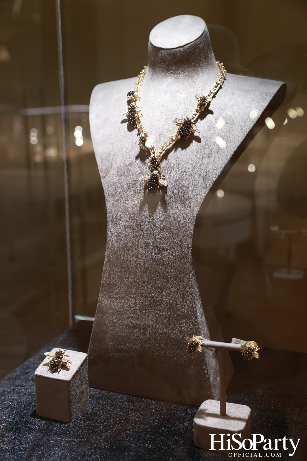 Beauty Gems เปิดตัวคอลเลกชันใหม่ ‘Abeille Magnifique’ สะท้อนความงดงามอันทรงพลังของผึ้ง