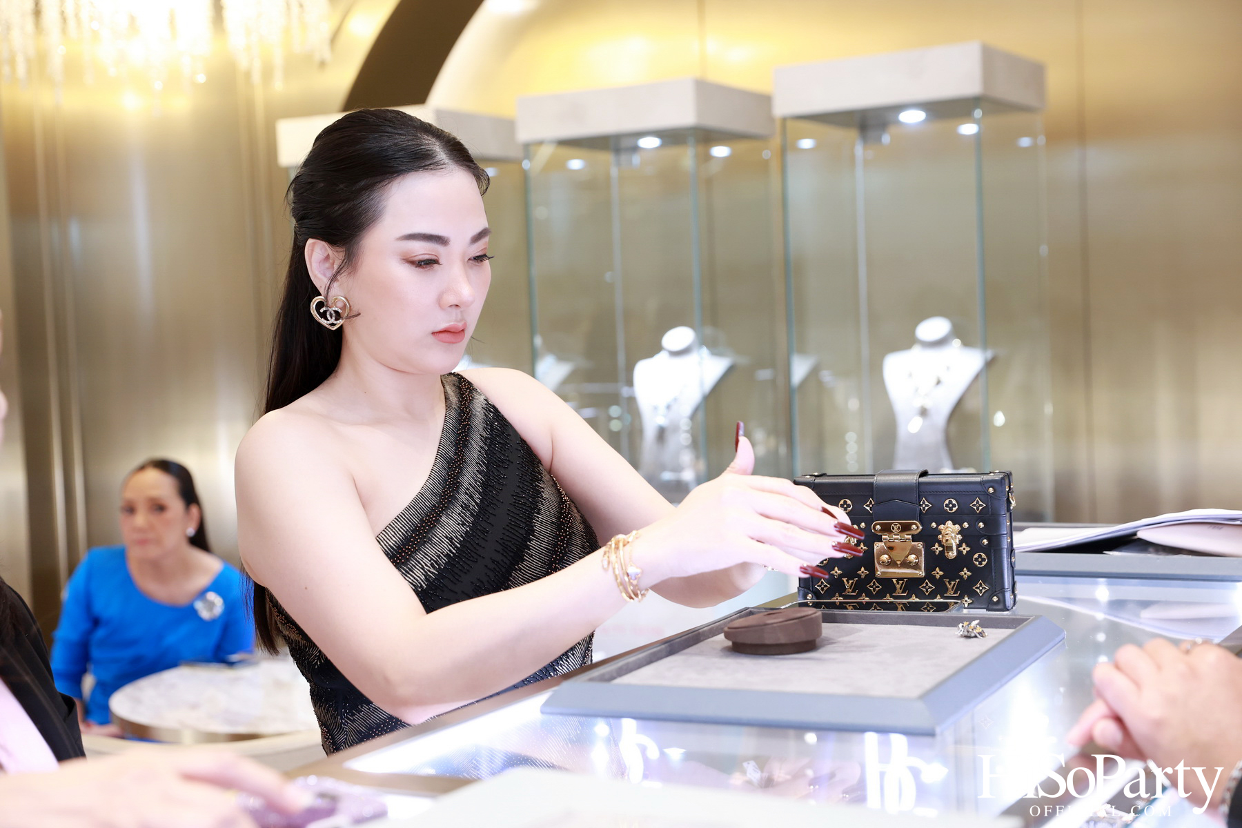 Beauty Gems เปิดตัวคอลเลกชันใหม่ ‘Abeille Magnifique’ สะท้อนความงดงามอันทรงพลังของผึ้ง