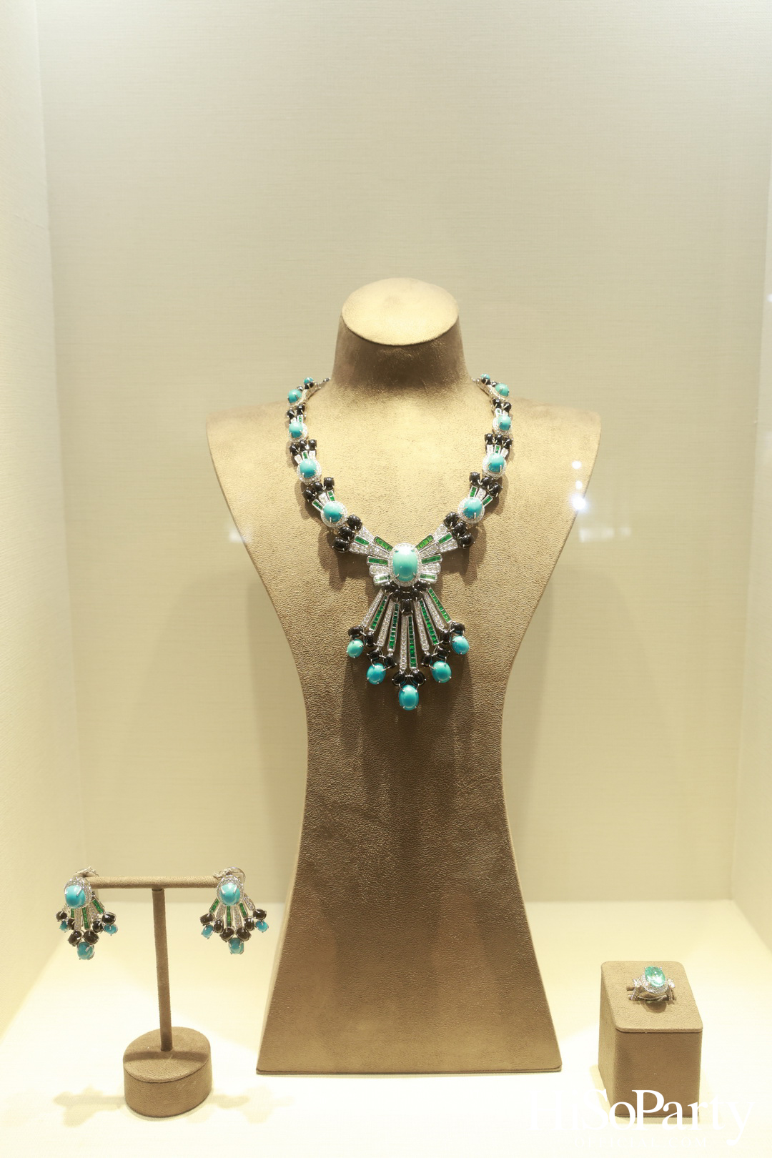 Beauty Gems เปิดตัวคอลเลกชันใหม่ ‘Abeille Magnifique’ สะท้อนความงดงามอันทรงพลังของผึ้ง