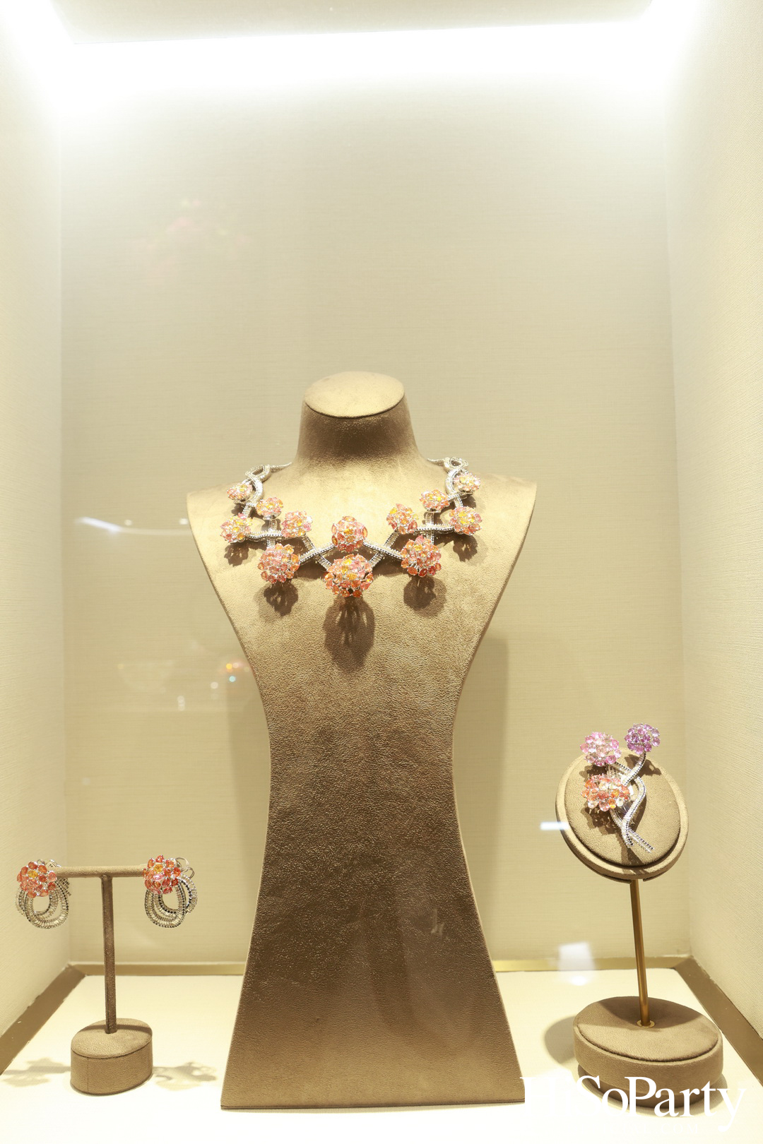 Beauty Gems เปิดตัวคอลเลกชันใหม่ ‘Abeille Magnifique’ สะท้อนความงดงามอันทรงพลังของผึ้ง