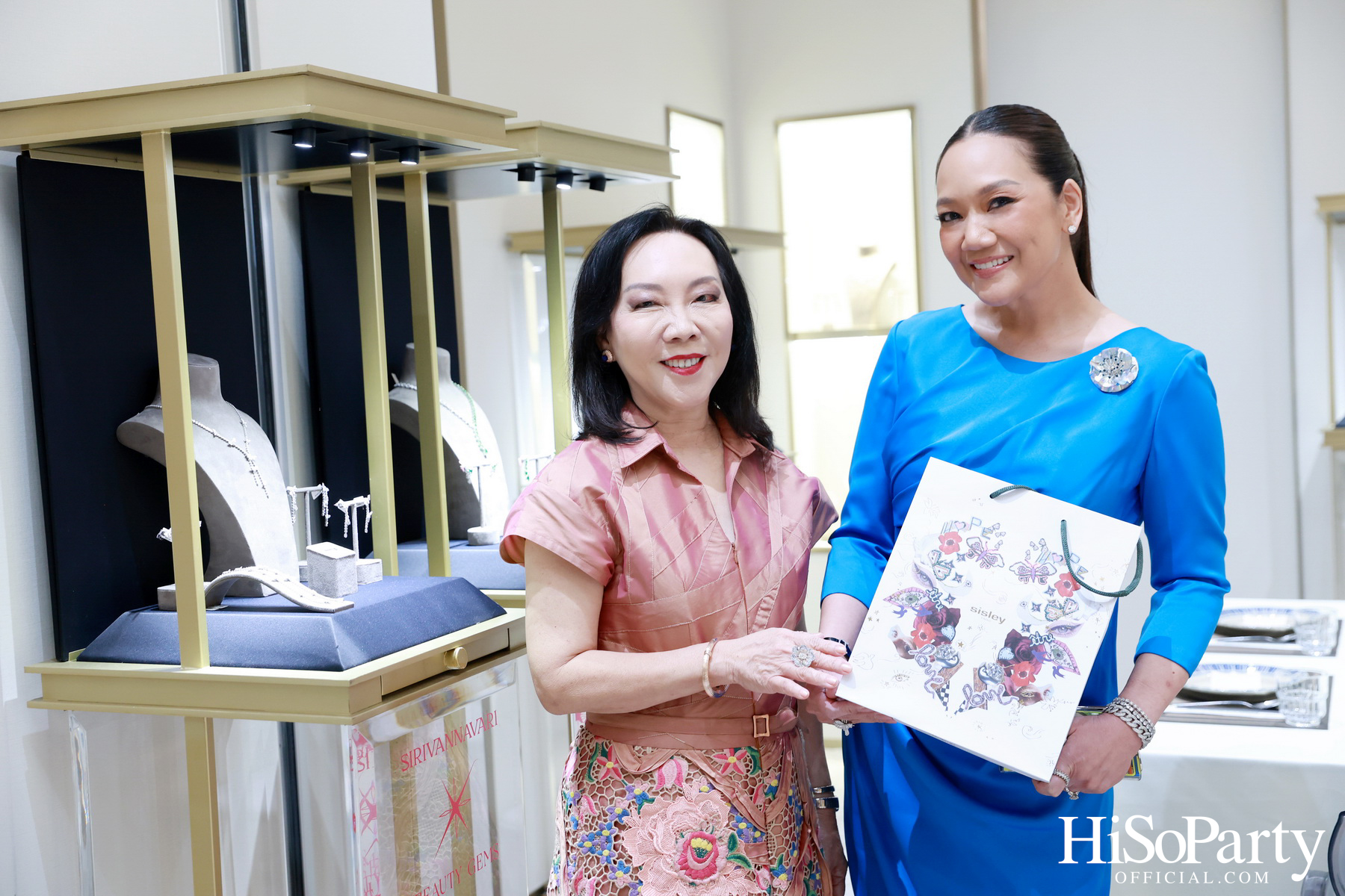 Beauty Gems เปิดตัวคอลเลกชันใหม่ ‘Abeille Magnifique’ สะท้อนความงดงามอันทรงพลังของผึ้ง