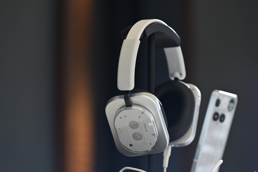 Nothing เปิดตัว Phone (3) และ Headphone (1) ก้าวใหม่ของเทคโนโลยีที่ทั้งฉลาด โดดเด่น และสะท้อนตัวตน