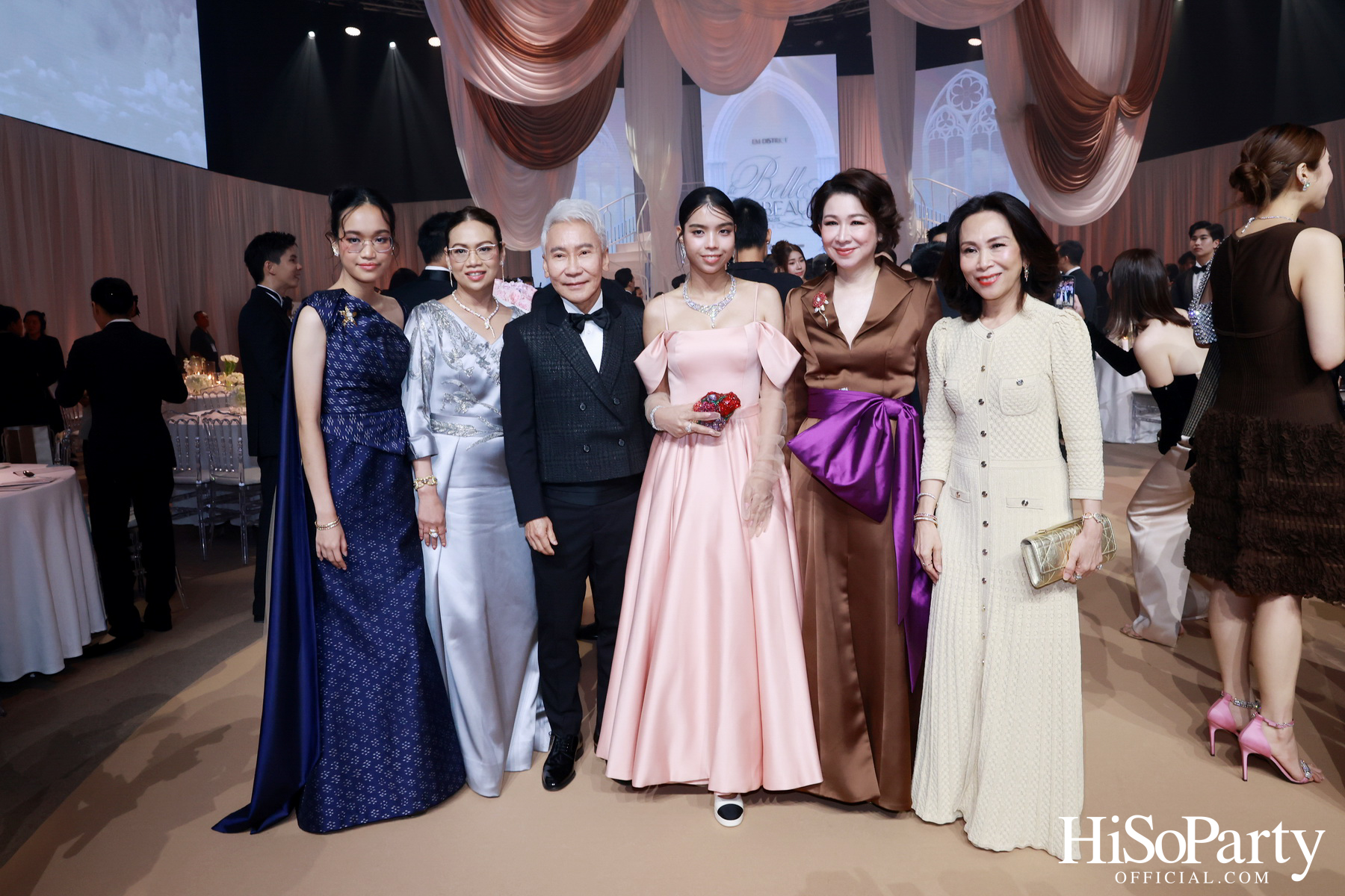 EM DISTRICT เนรมิตค่ำคืนสุดสง่างาม ‘LA BELLE et LE BEAU 2025’ เปิดตัว 15 หนุ่มสาว GEN Z ที่มากด้วยความสามารถ และแพชชั่น