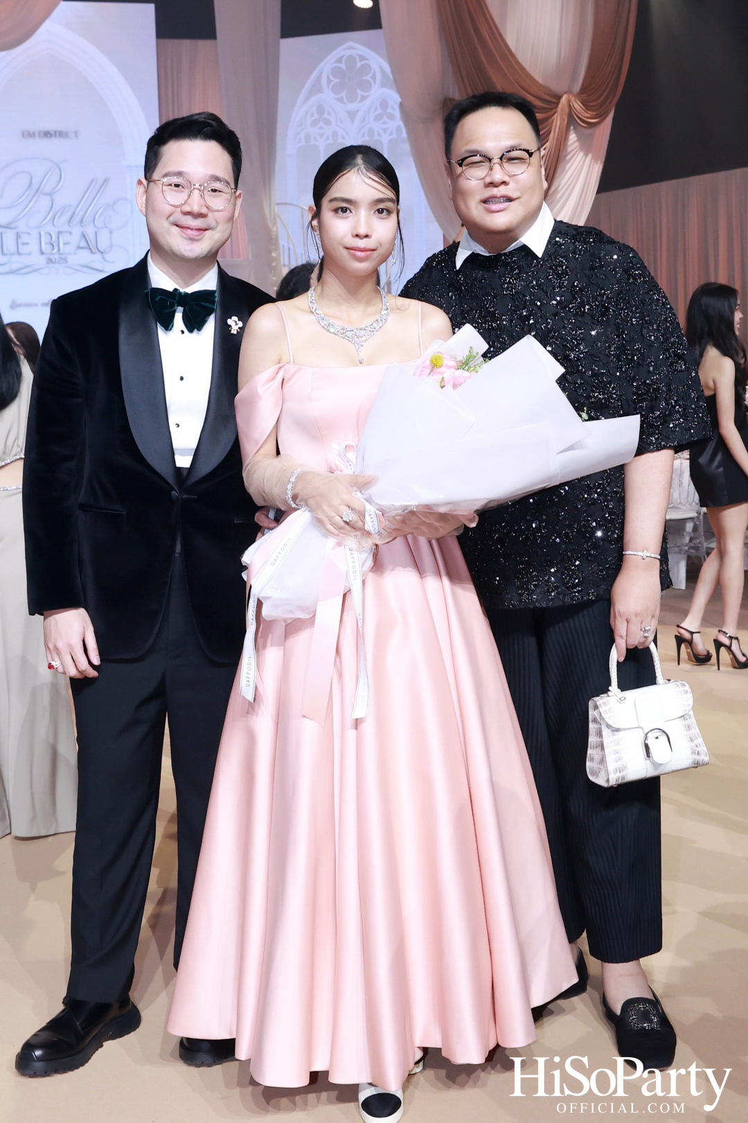 EM DISTRICT เนรมิตค่ำคืนสุดสง่างาม ‘LA BELLE et LE BEAU 2025’ เปิดตัว 15 หนุ่มสาว GEN Z ที่มากด้วยความสามารถ และแพชชั่น