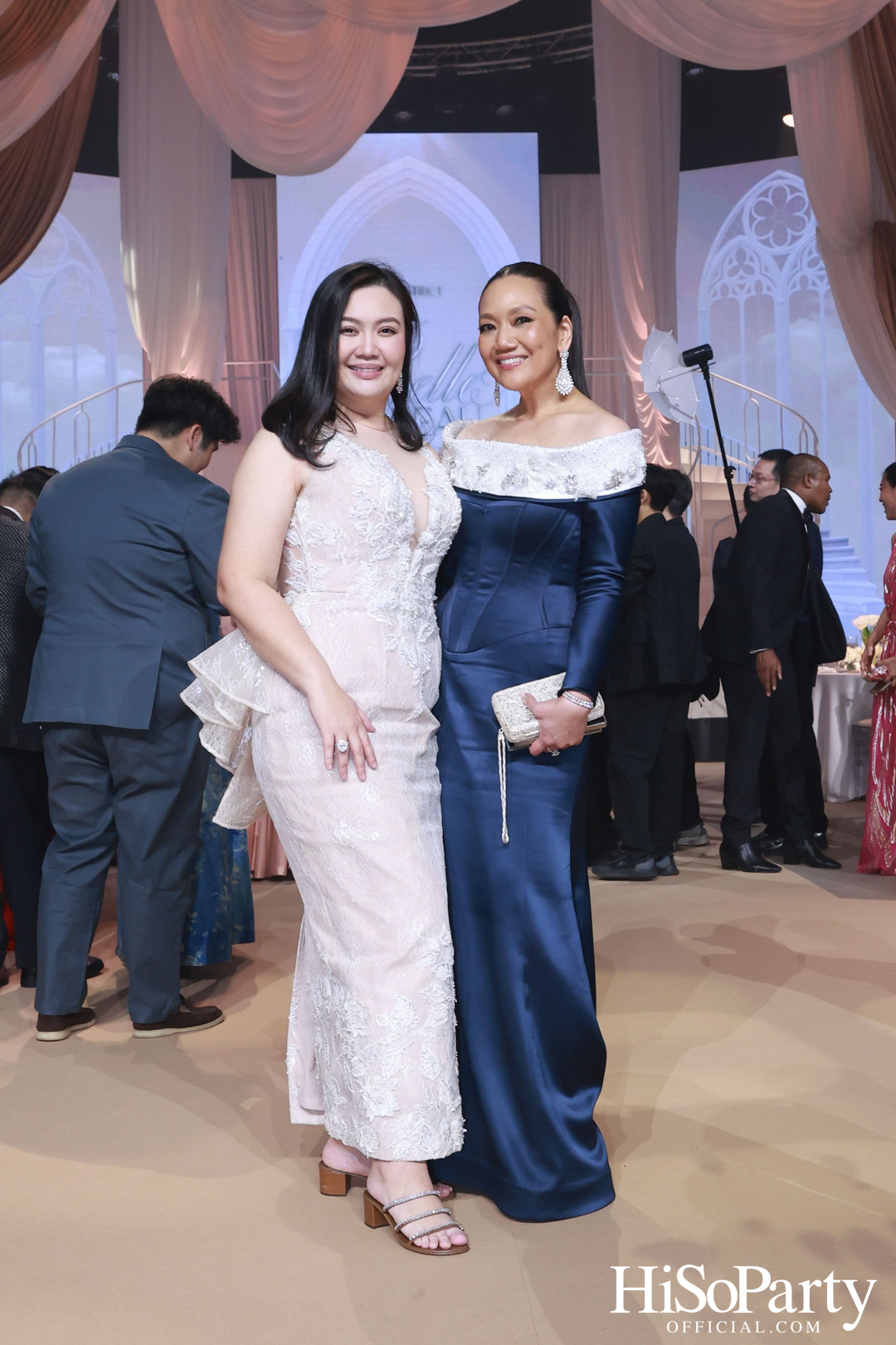 EM DISTRICT เนรมิตค่ำคืนสุดสง่างาม ‘LA BELLE et LE BEAU 2025’ เปิดตัว 15 หนุ่มสาว GEN Z ที่มากด้วยความสามารถ และแพชชั่น